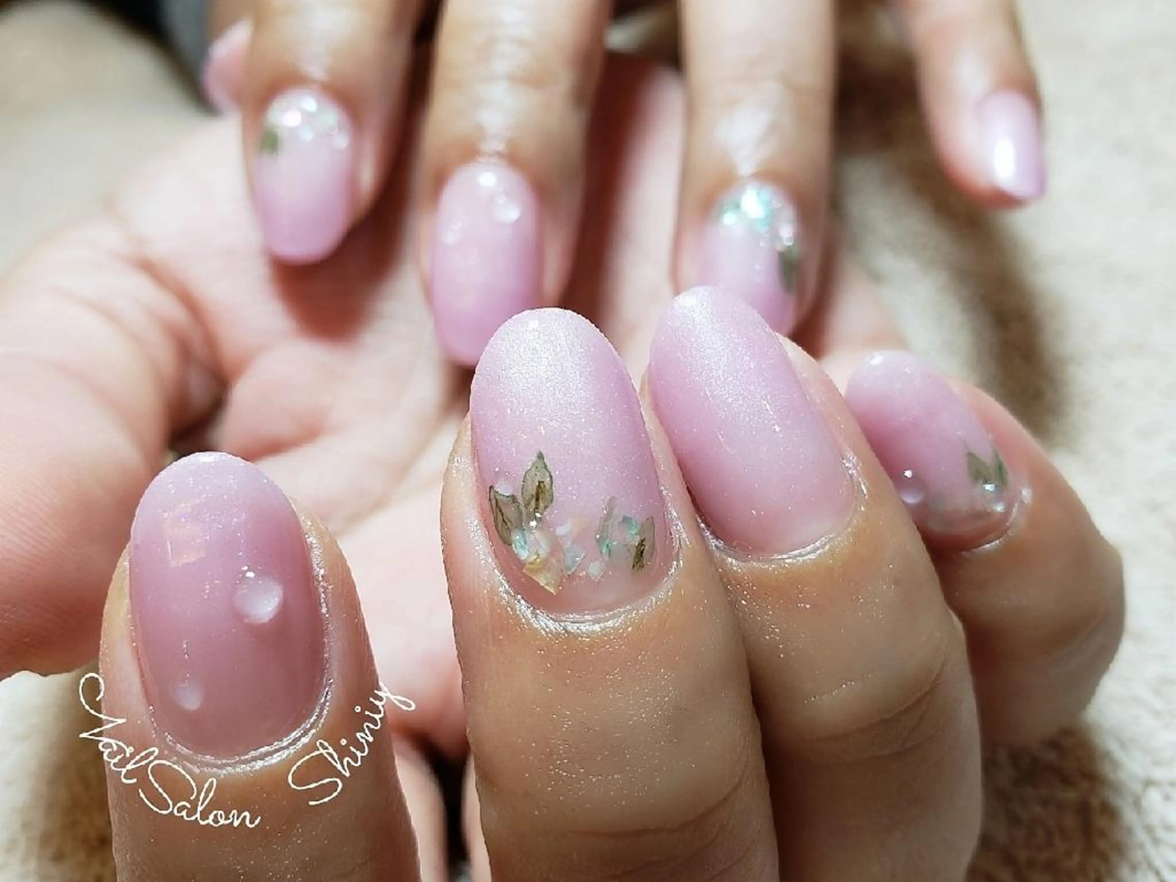 ネイル アートネイル フラワーネイル マットネイル ネイル&脱毛サロン マキのネイルデザイン