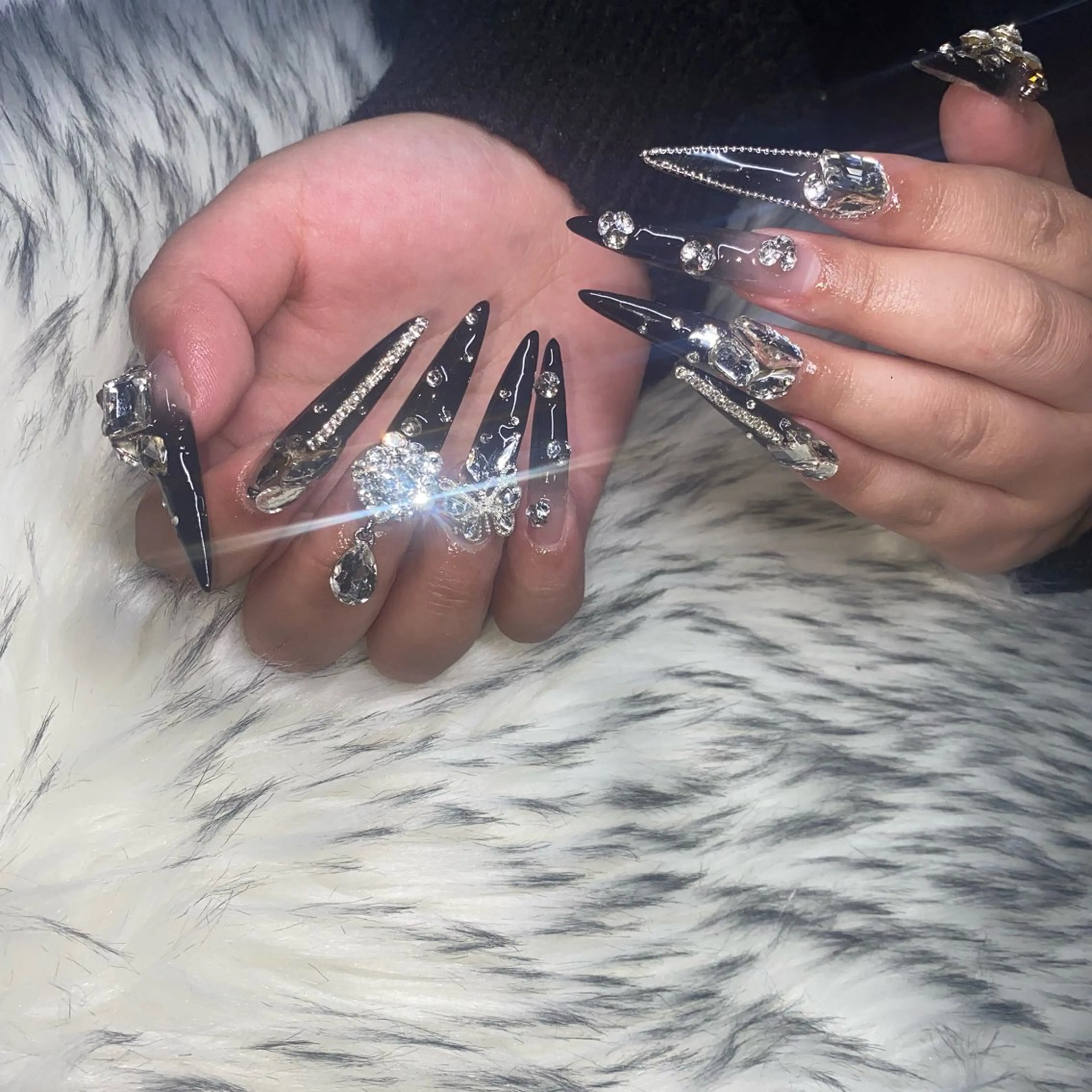 ネイル ハンドネイル la vie  Luire所属・la vie Luire ｱｽｶのネイルデザイン