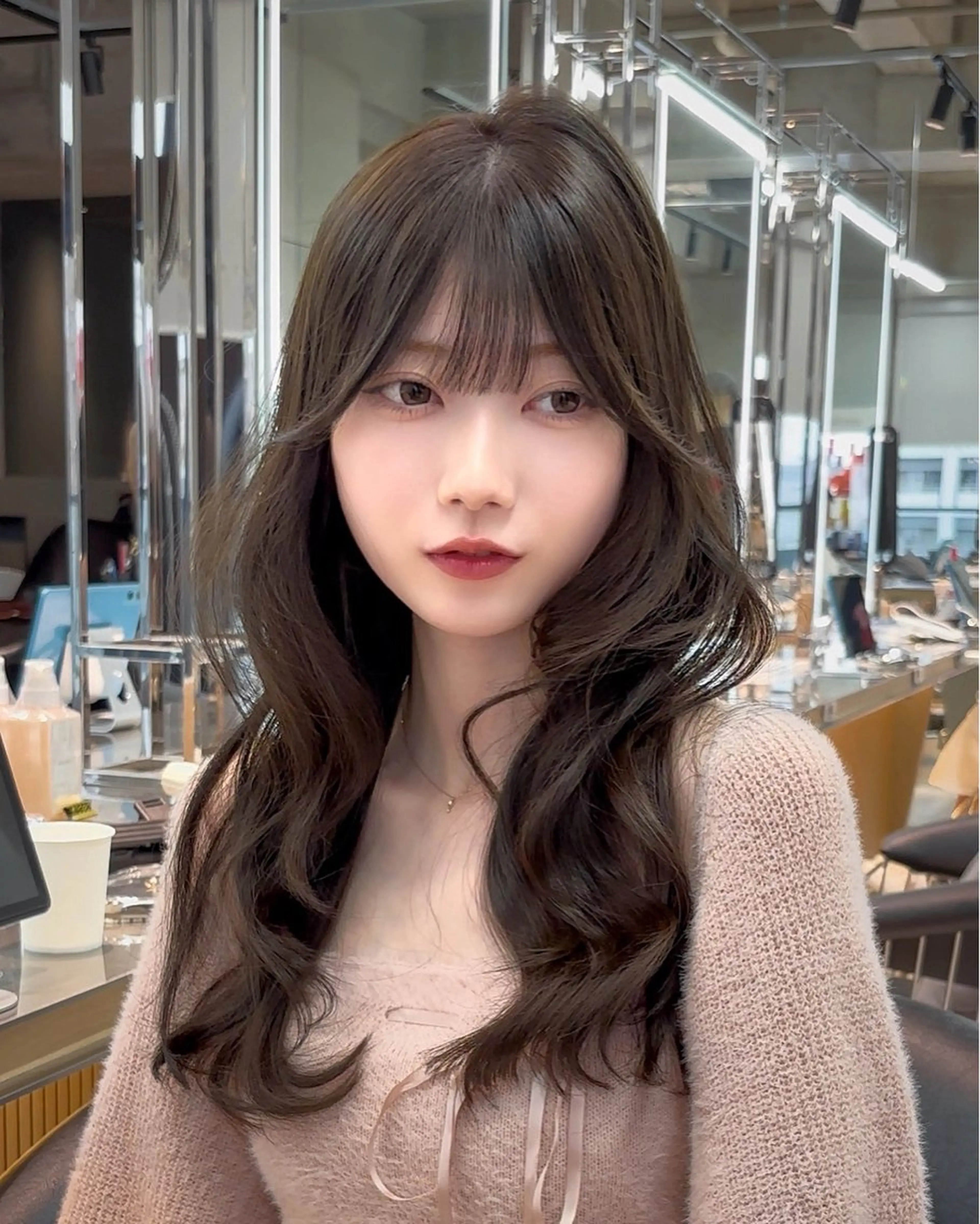 ミディアム カラー ミディアムレイヤー 透明感カラー ボブ 顔まわりレイヤー 韓国風ヘア 【美髪矯正】 吉村　清志のヘアスタイル