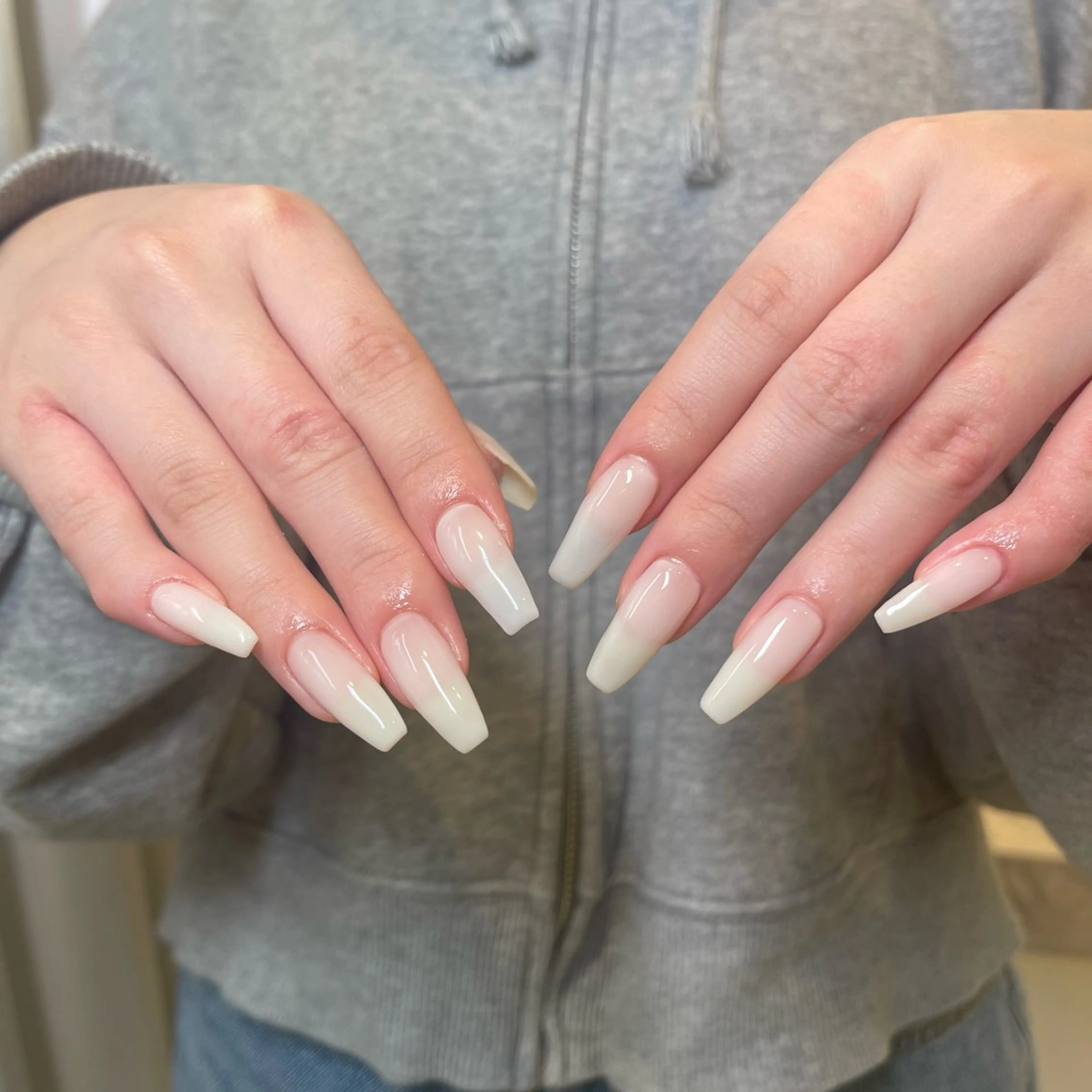 ネイル フットネイル 🧁fein. nana🩵のネイルデザイン