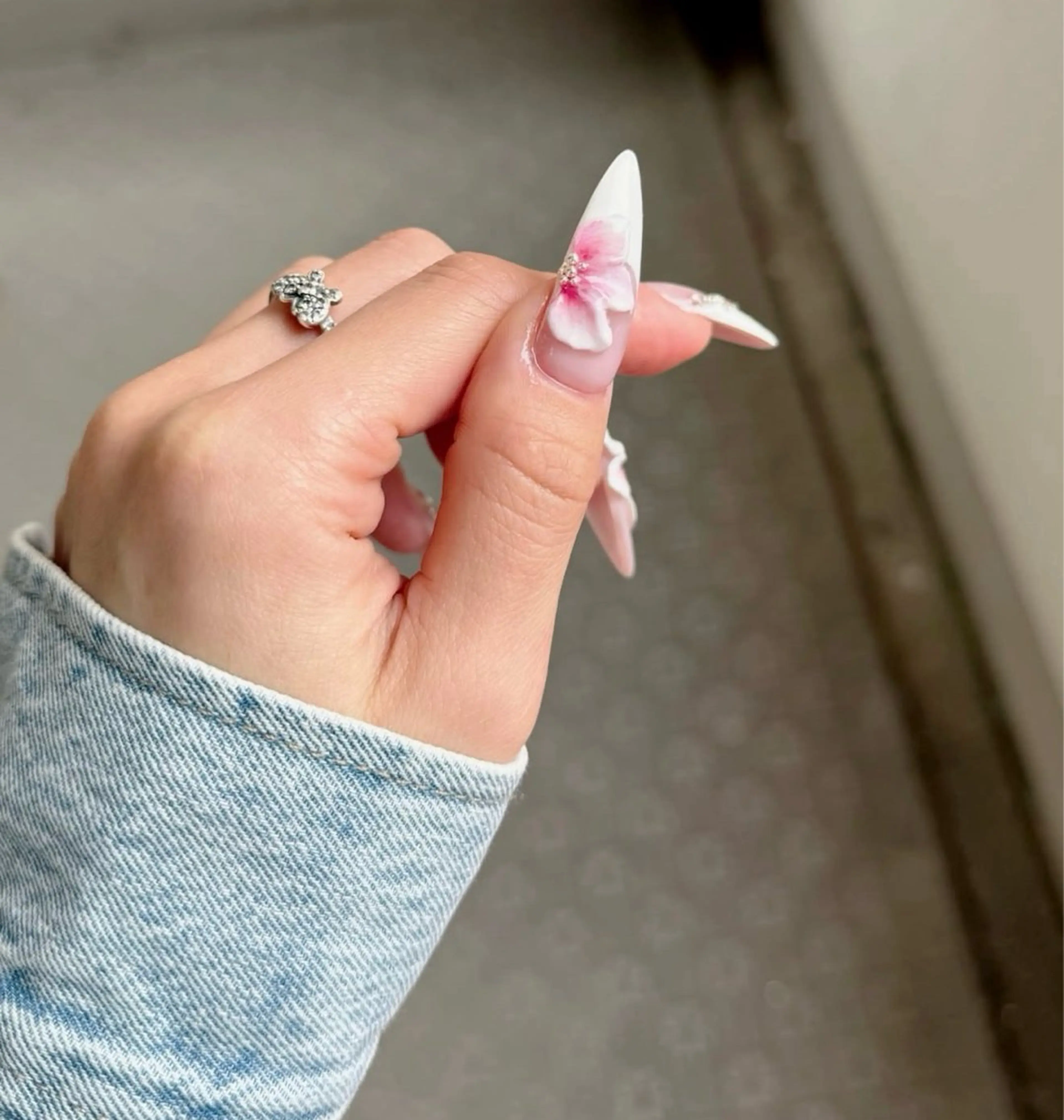 ネイル ハンドネイル ハンドケア ONIKA Nail 表参道A4徒歩3分のネイルデザイン
