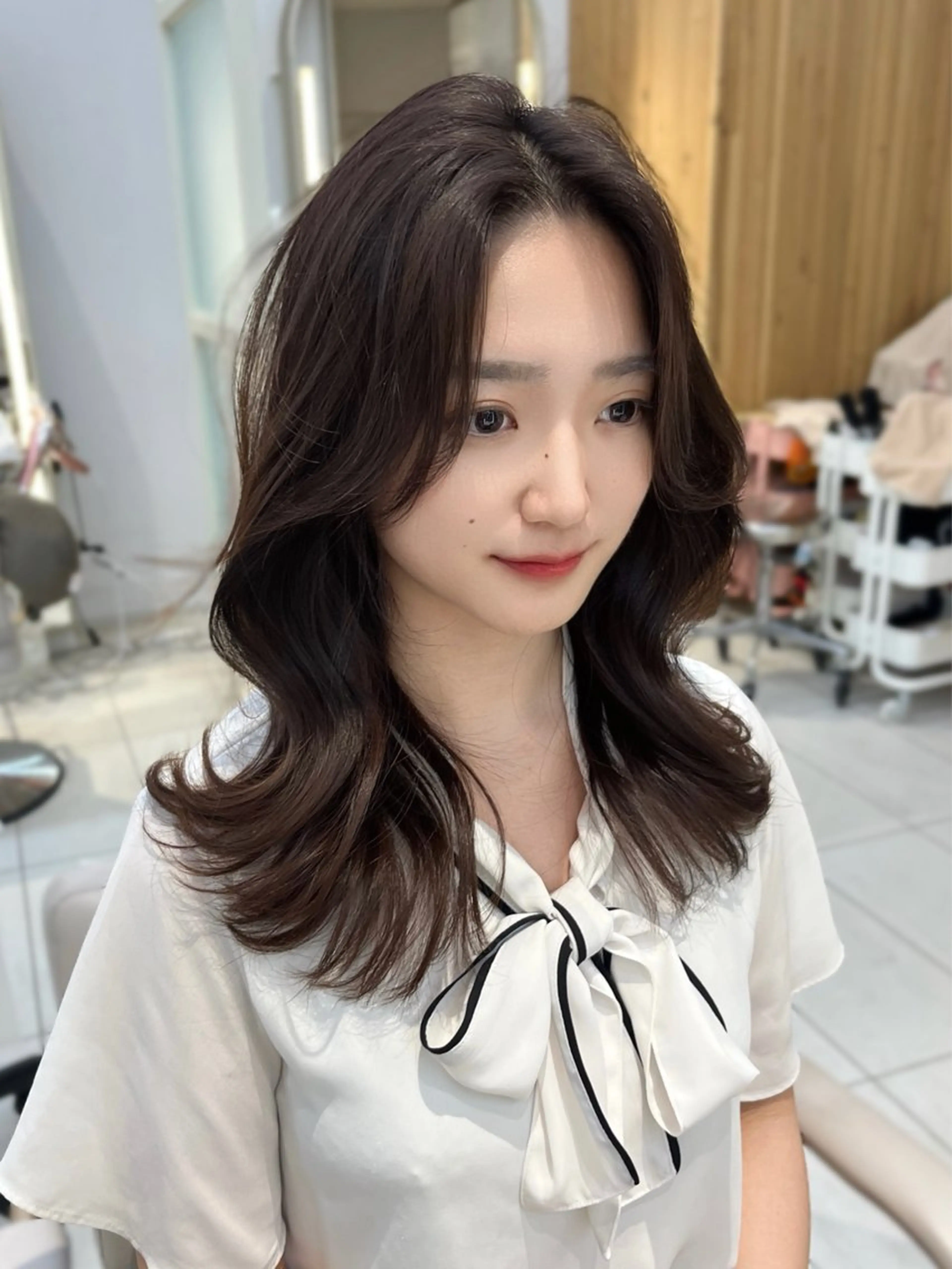 ミディアム カラー カット トリートメント 似合わせレイヤー/ 透明感カラーのヘアスタイル