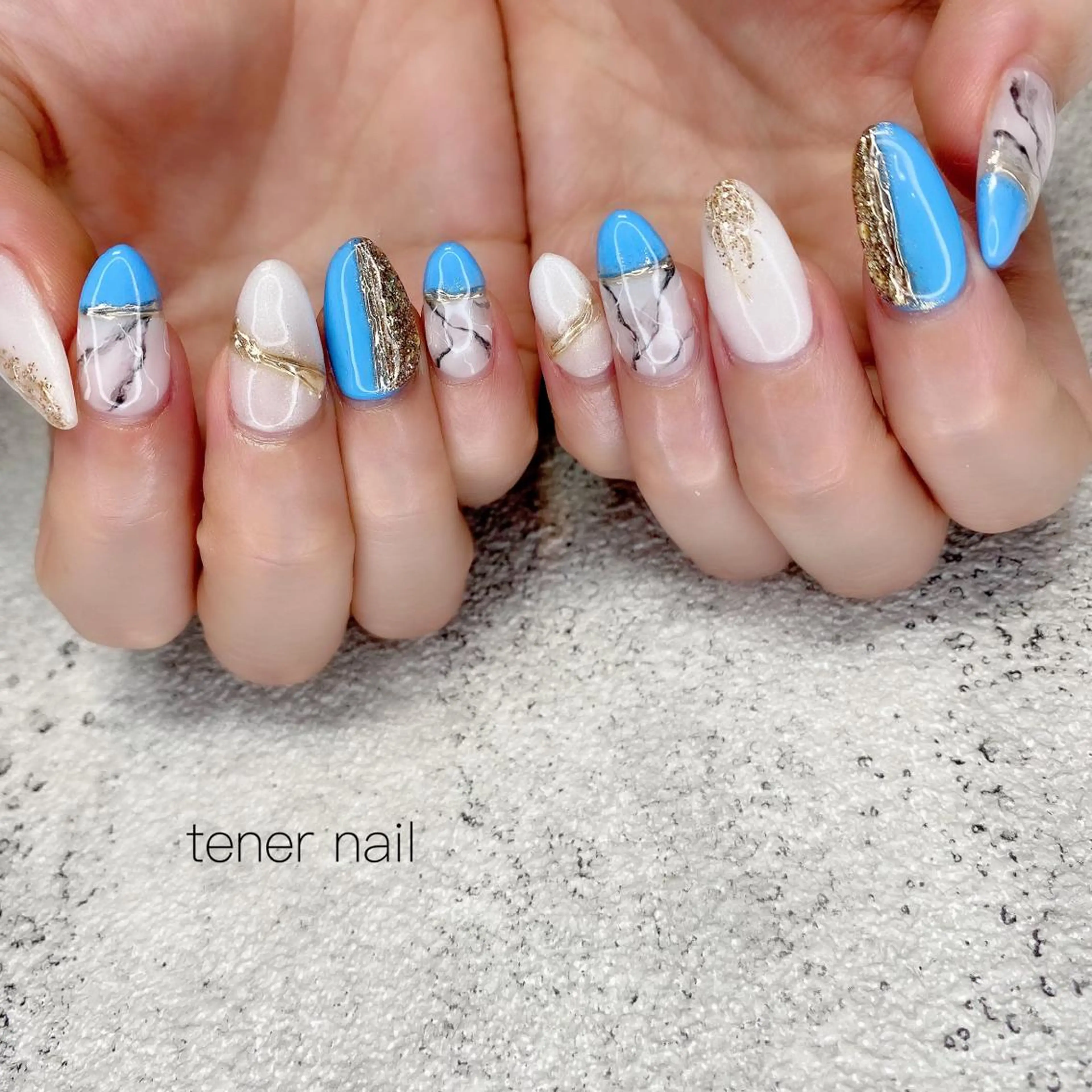 ネイル 水色 大理石ネイル(マーブル) tener  nail  テネルネイル所属・テネルネイル tener nailのネイルデザイン