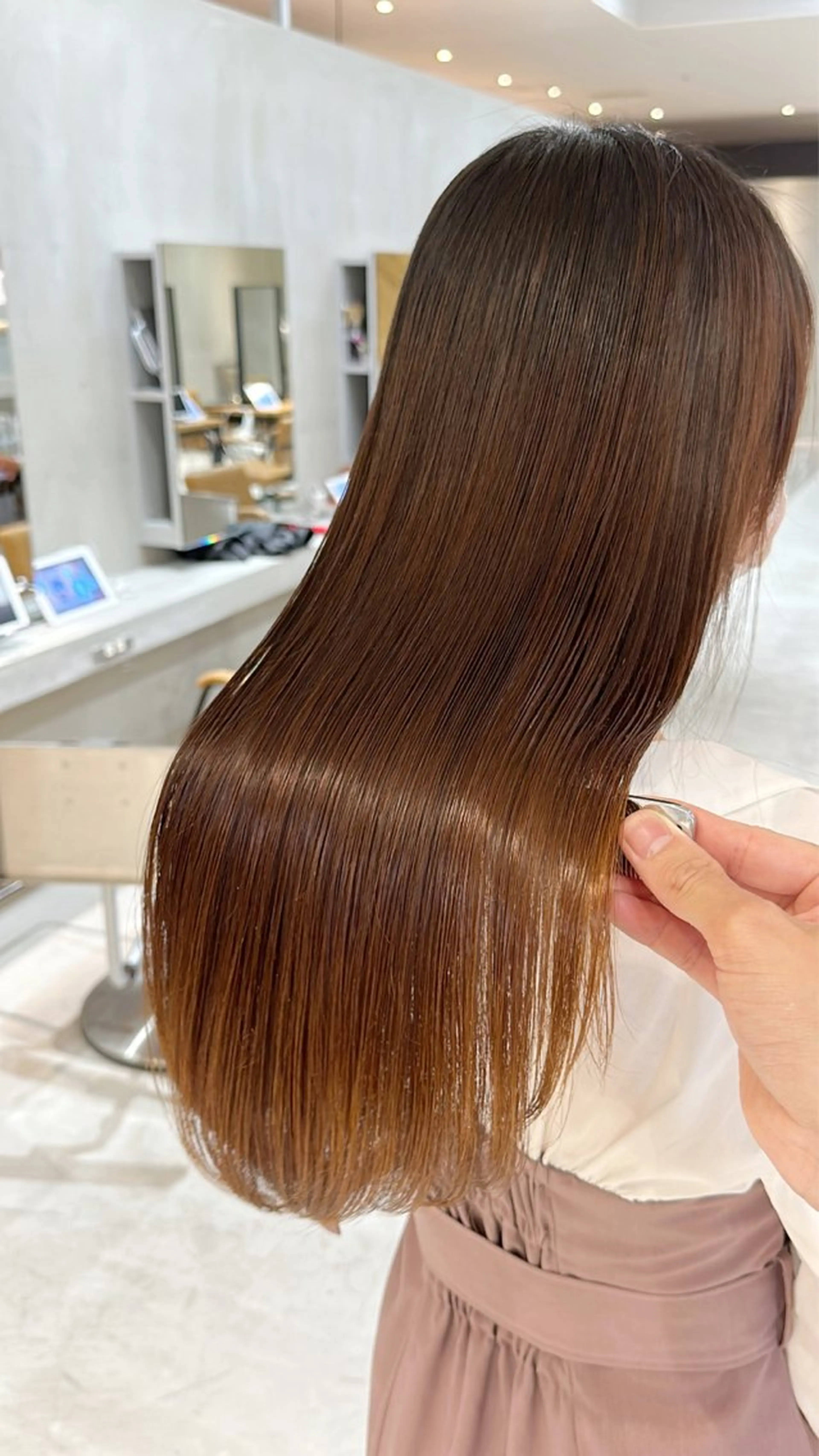 カット＋美髪改善ストレートの写真