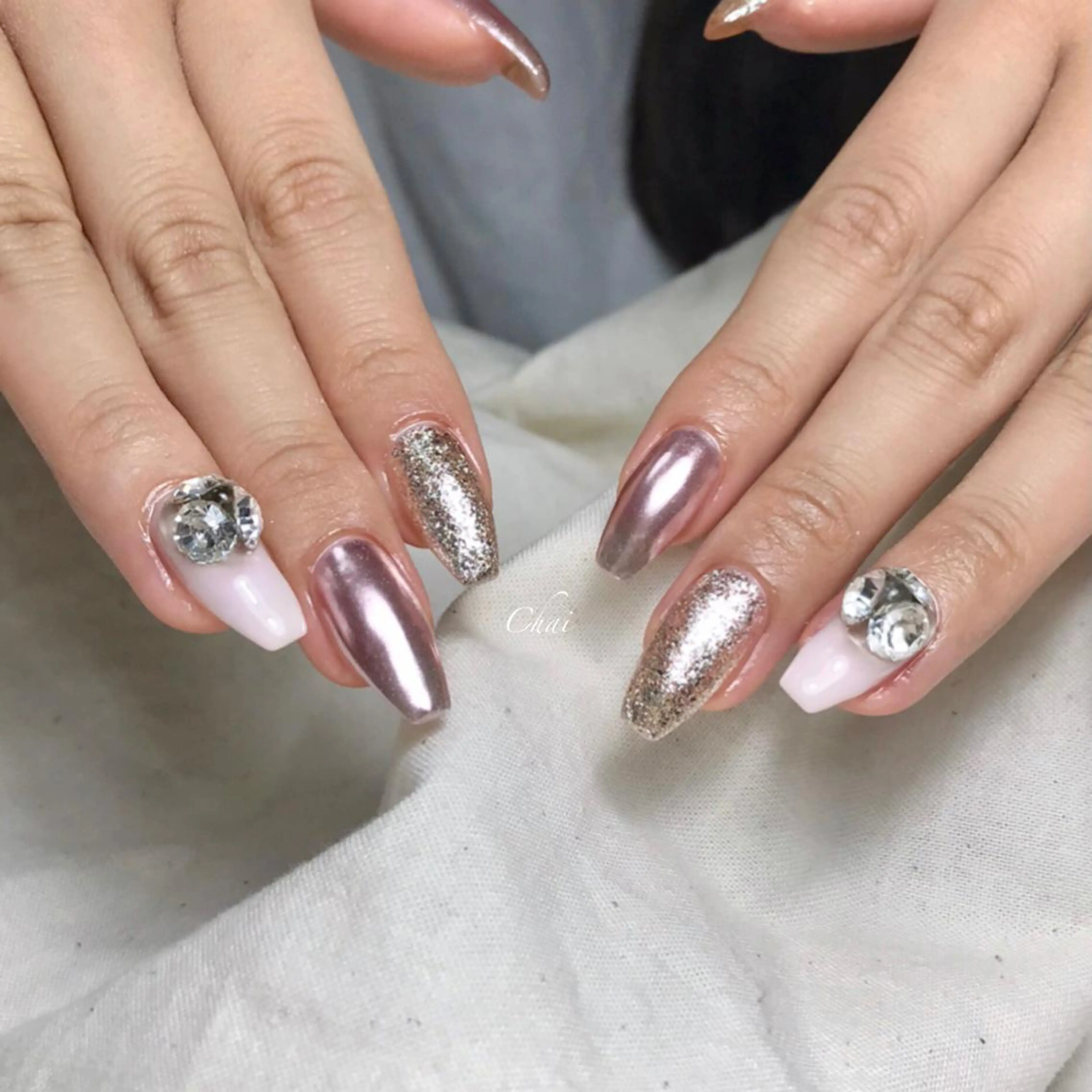 ネイル ミラーネイル ハンドネイル 💅 Ai.のネイルデザイン