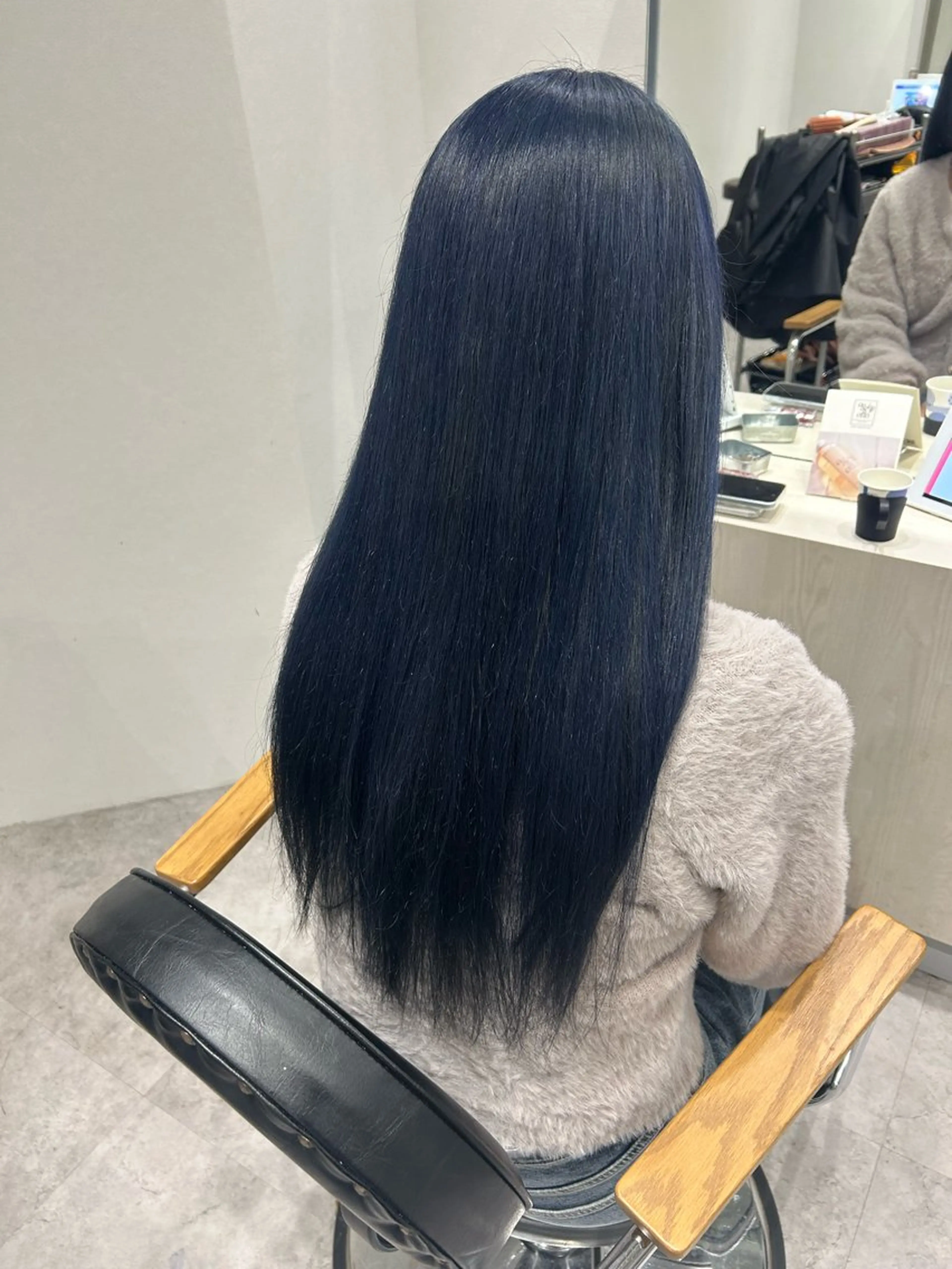 セミロング カラー ヘアアレンジ ブリーチ ブルーカラー ネイビーカラー ヘアカラー ボブ /ニュアンス/ satomi🧸💖のヘアスタイル