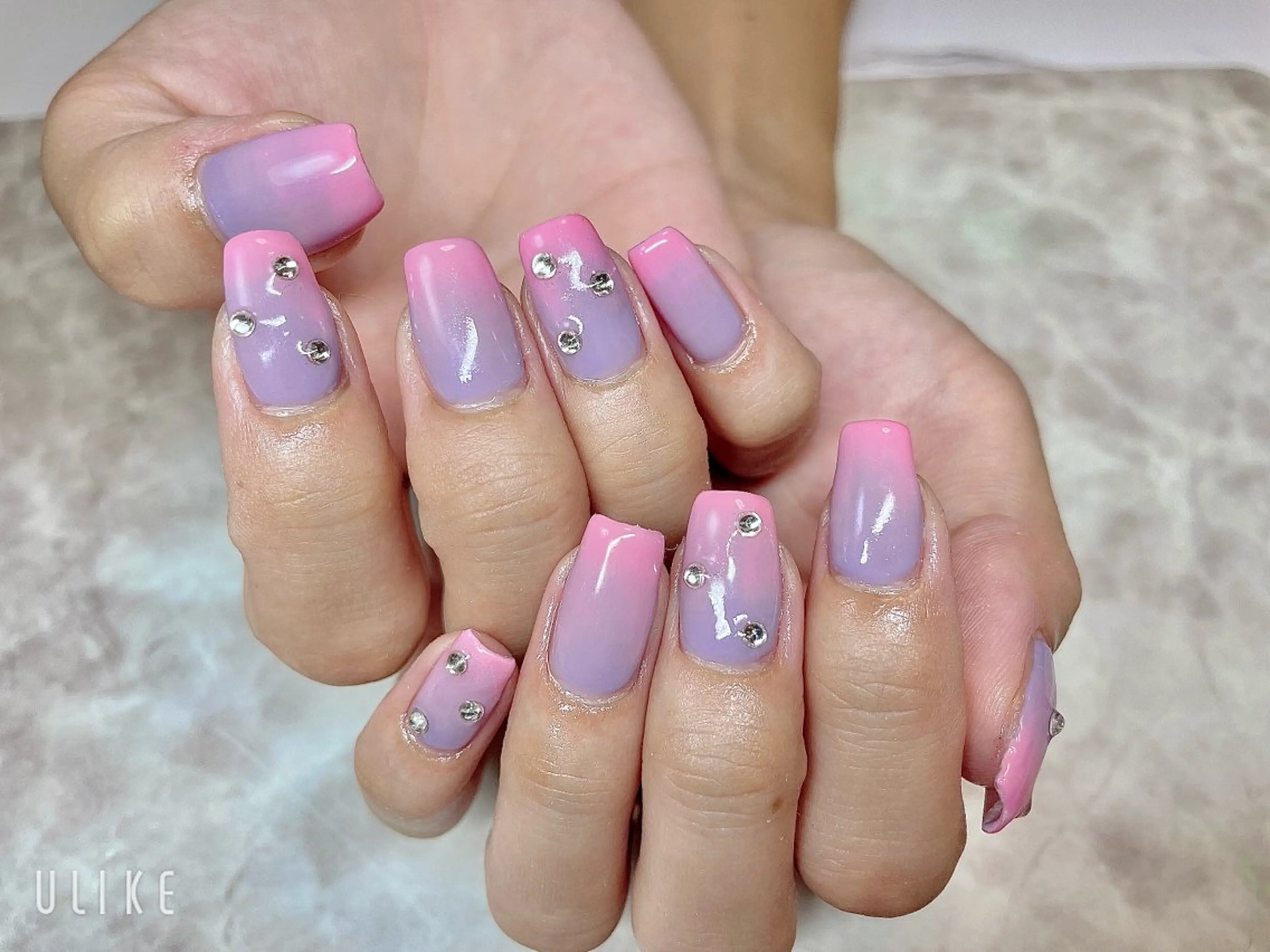 ネイル クレアトゥール華所属・クレアトゥール華 西村のネイルデザイン