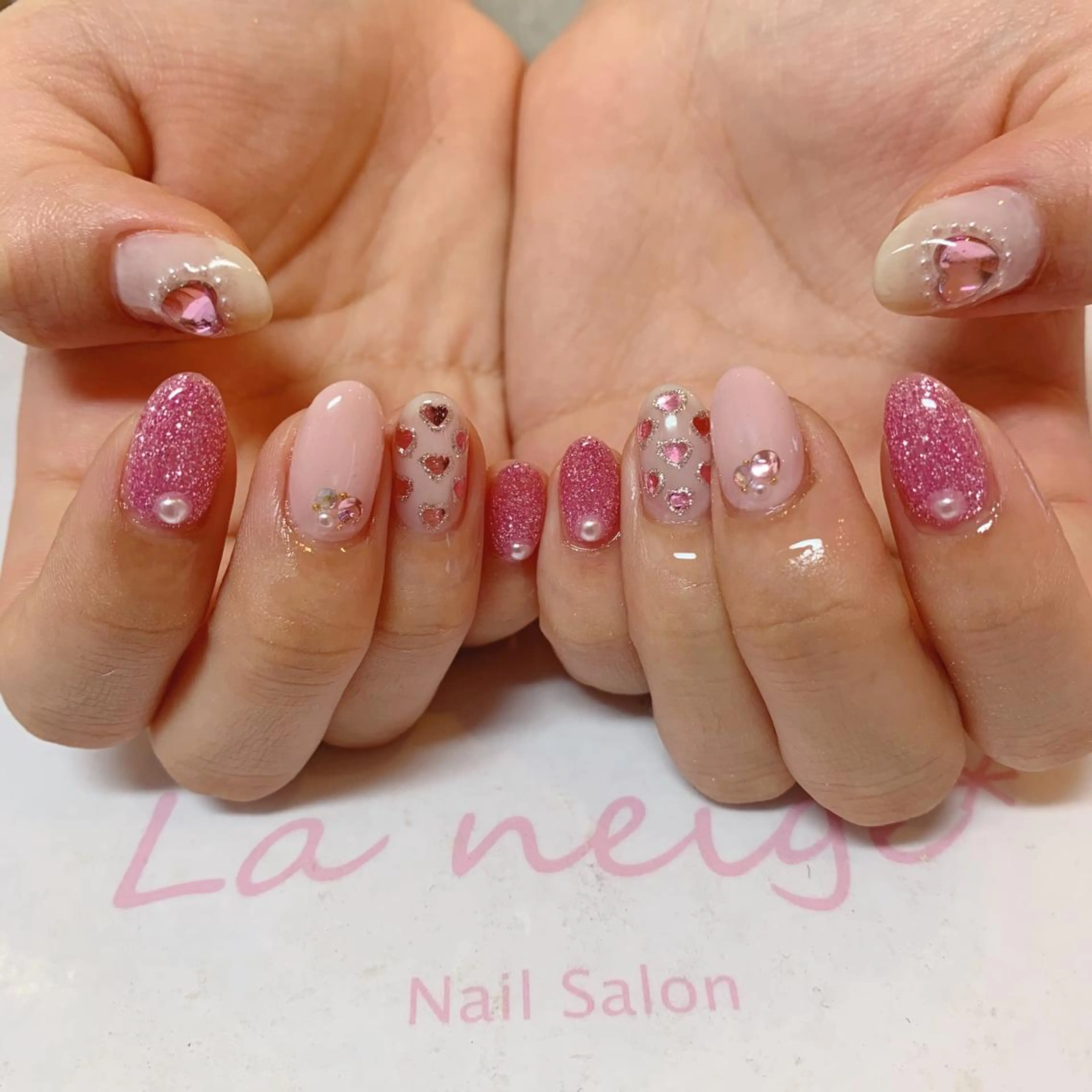 ネイル ハンドネイル La neige* yuki 🥯🍑のネイルデザイン