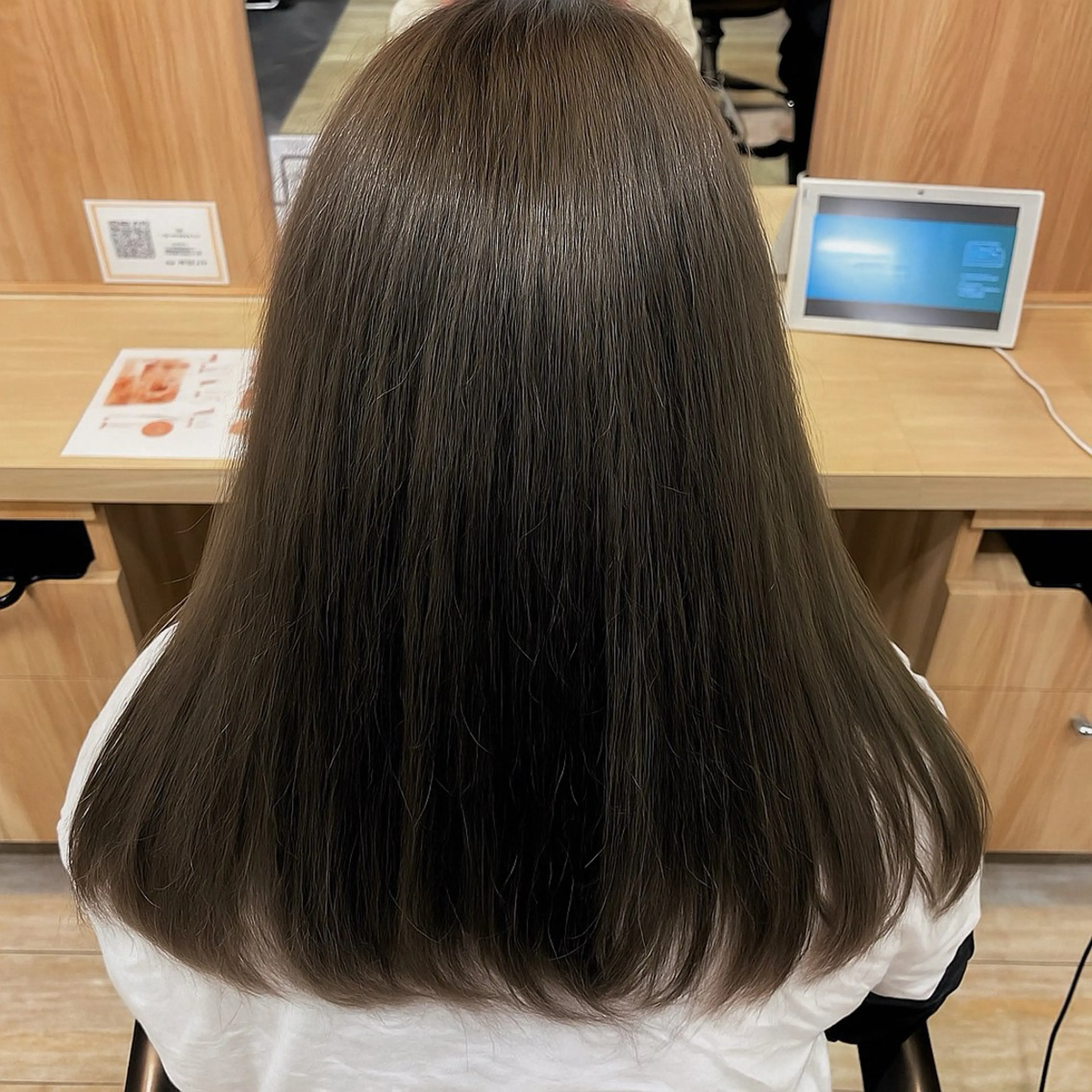 カラー ブリーチ 透明感カラー ダブルカラー ヘアカラー 港南台/カラー ヘッドスパ/くるみのヘアスタイル