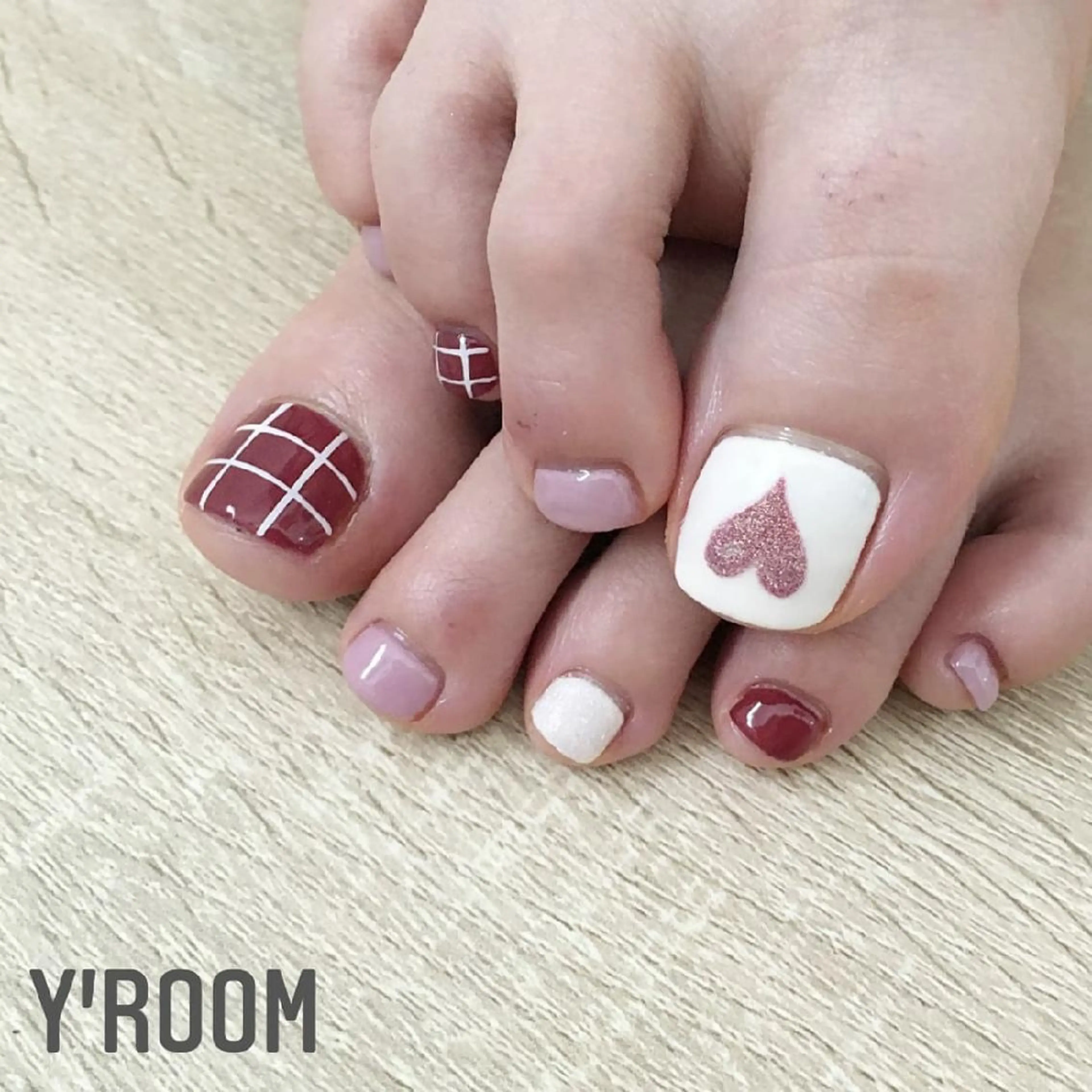 ネイル フラッシュネイル ジェルネイル マグネットネイル ニュアンスネイル ワンカラーネイル YUKA （ネイリスト）のネイルデザイン