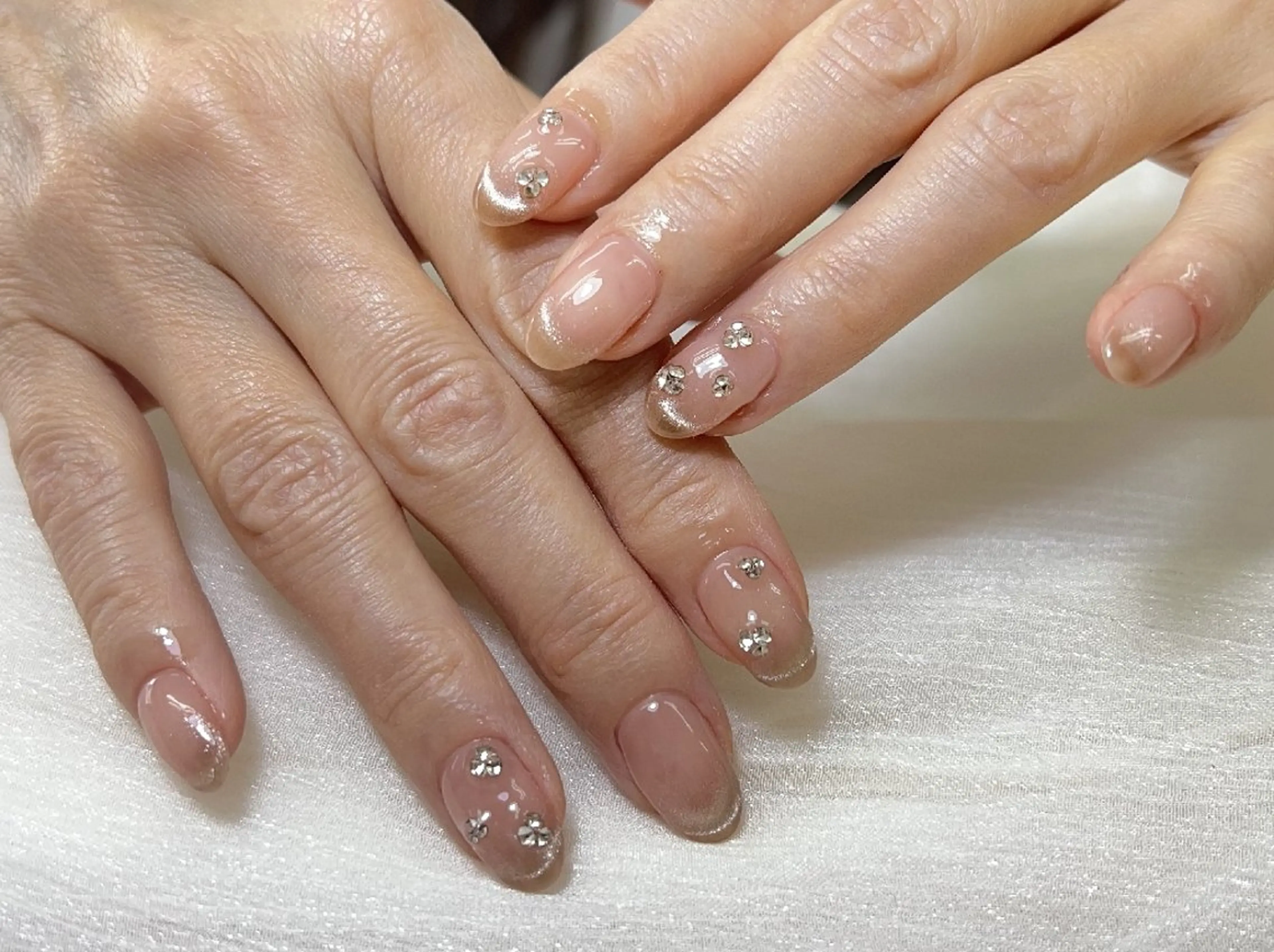 ネイル ハンドネイル ハンドケア PIPPY  NAILS新宿のネイルデザイン