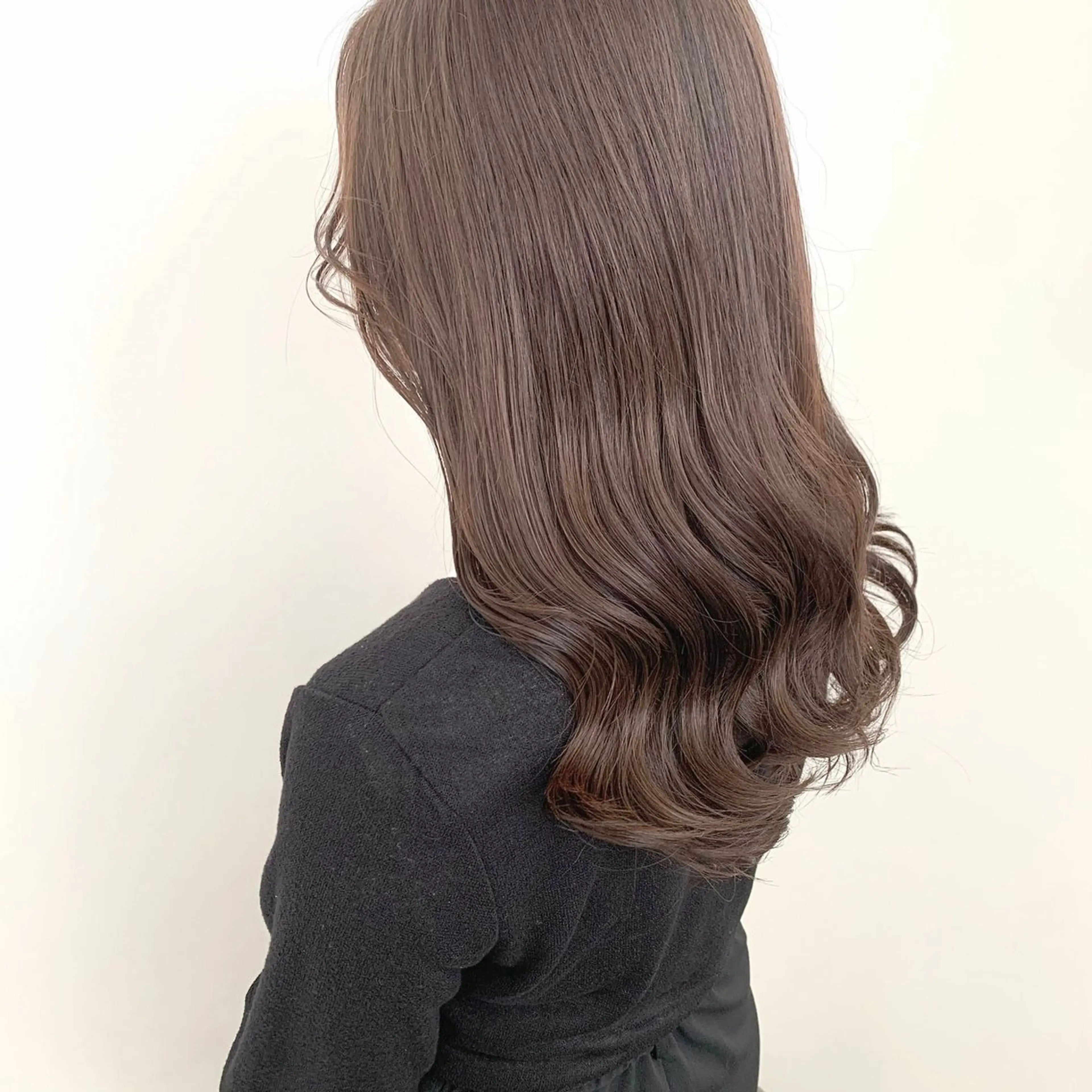 セミロング カラー ブラウンカラー チョコレートブラウン ParveMix￤ 出石 菜々🥂のヘアスタイル