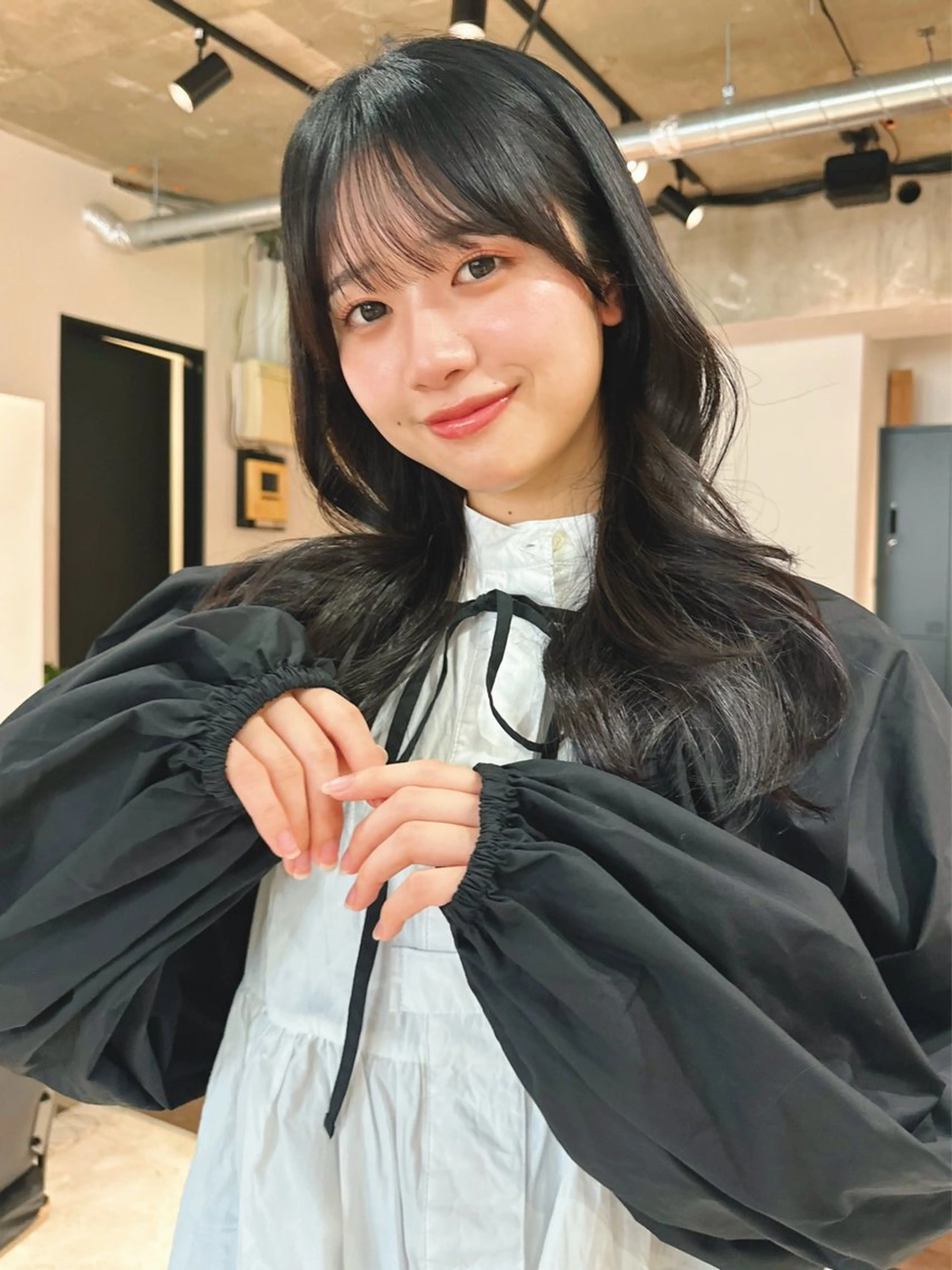 ロング カラー パーマ 🫧小顔×似合わせ× 透明感カラー🫧のヘアスタイル