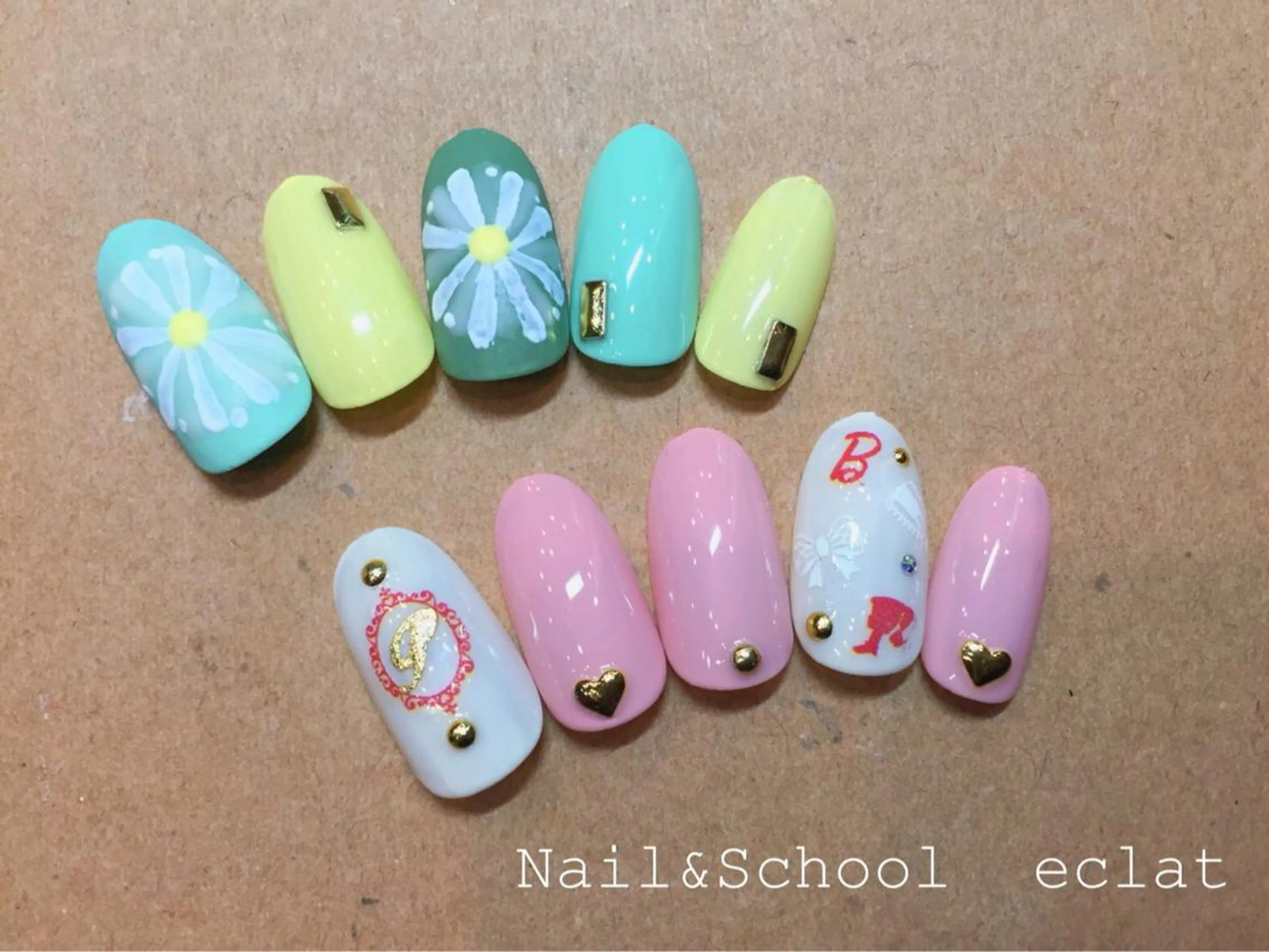 ネイル センター南 eclatのネイルデザイン