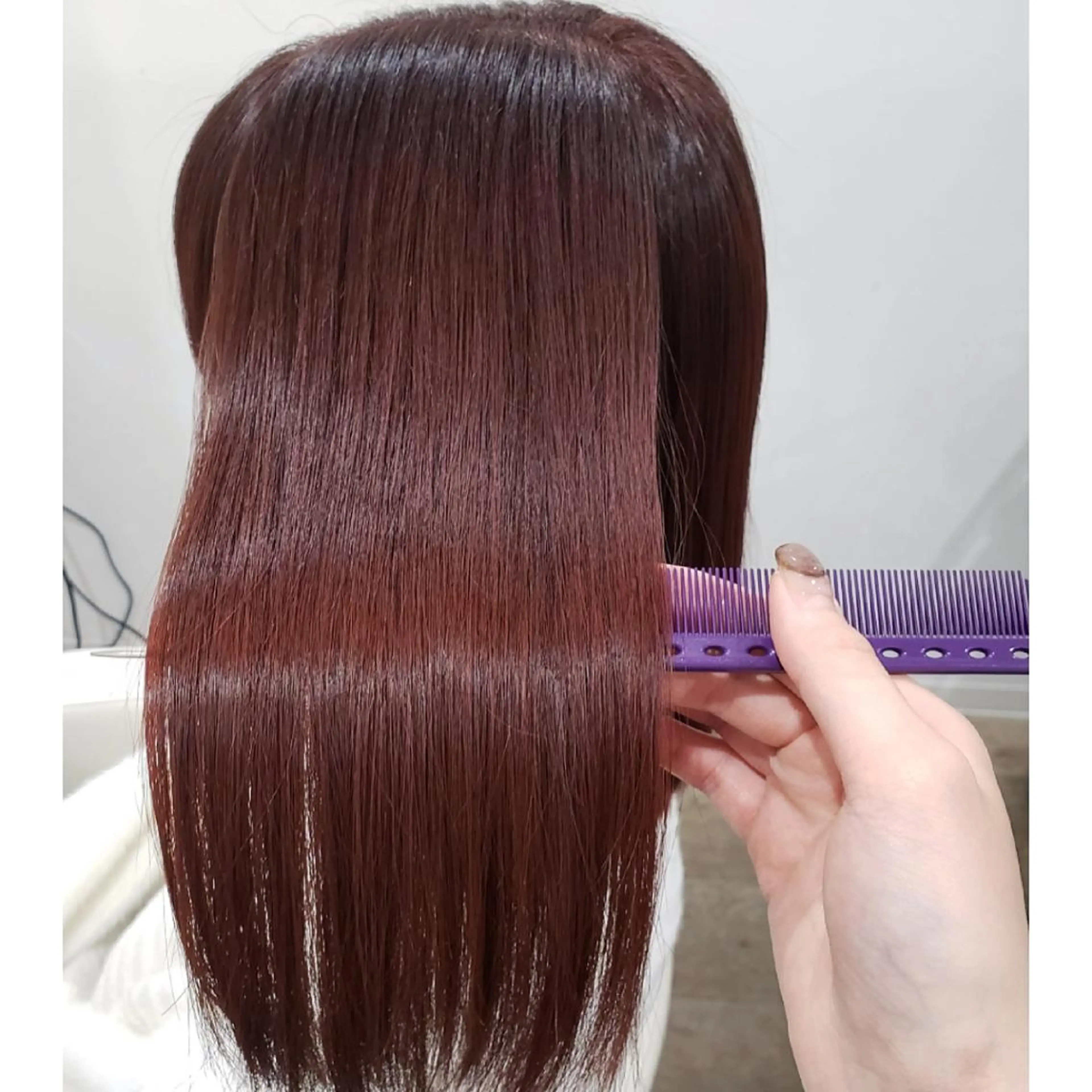 ミディアム カラー パーマ ブリーチ ブリーチなしカラー レッドカラー 髪質改善 縮毛矯正 カット ヘアカラー 縮毛矯正 髪質改善サロン🍃 AIRI のヘアスタイル