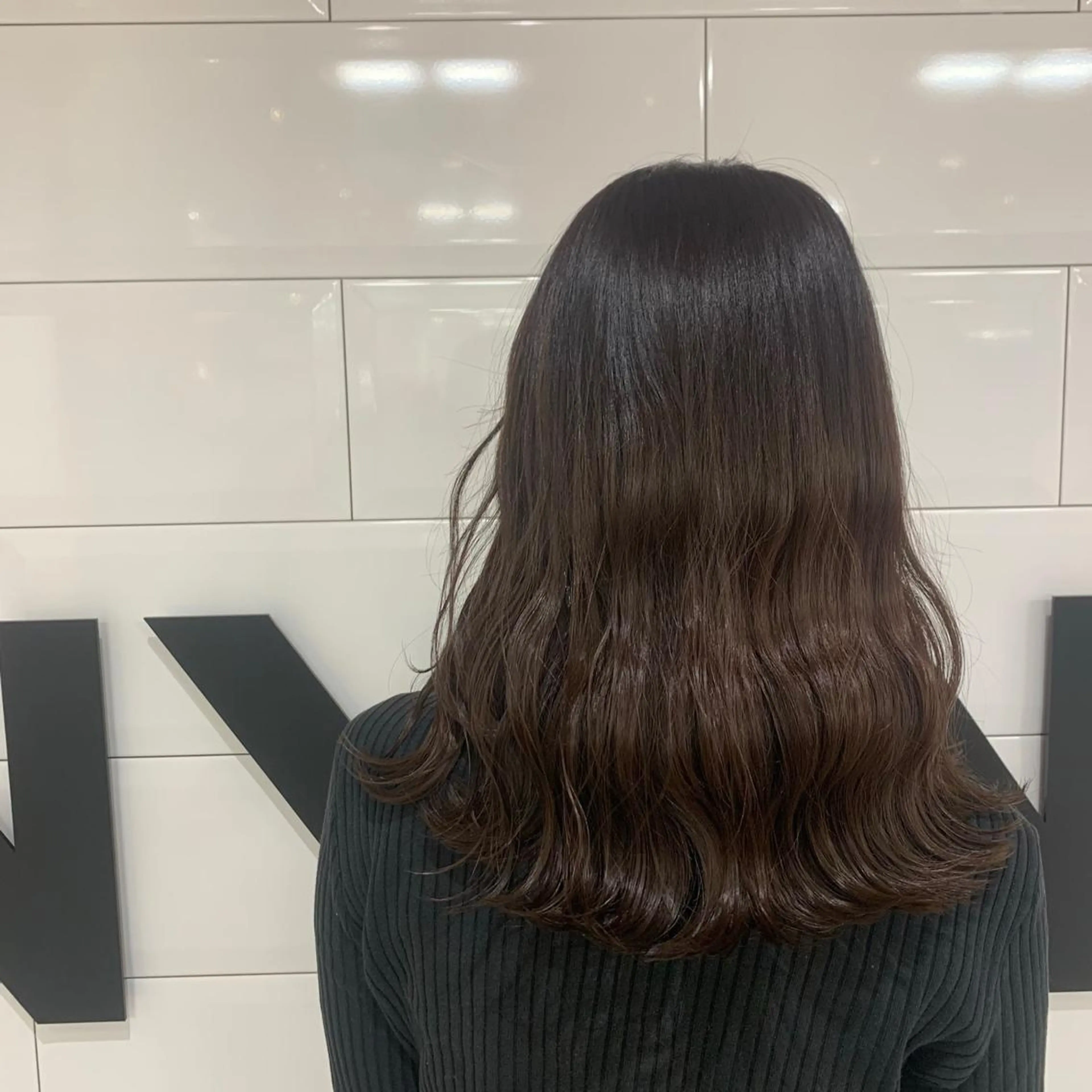 セミロング カラー グラデーションカラー トリートメント 艶髪/白髪ぼかし ヘッドスパ/大野結菜のヘアスタイル