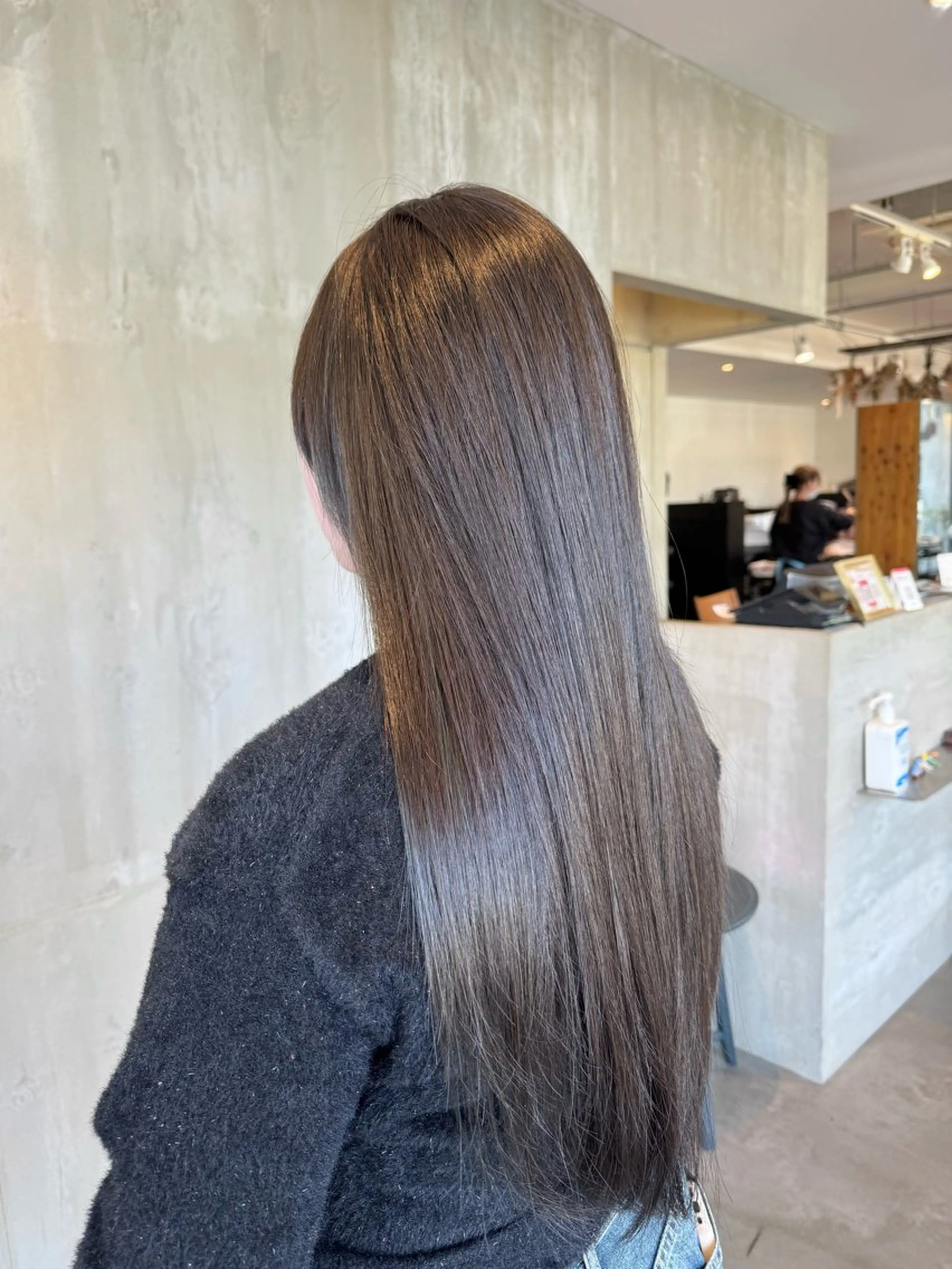 ロング カラー ヘアカラー 透明感カラー 天羅のヘアスタイル