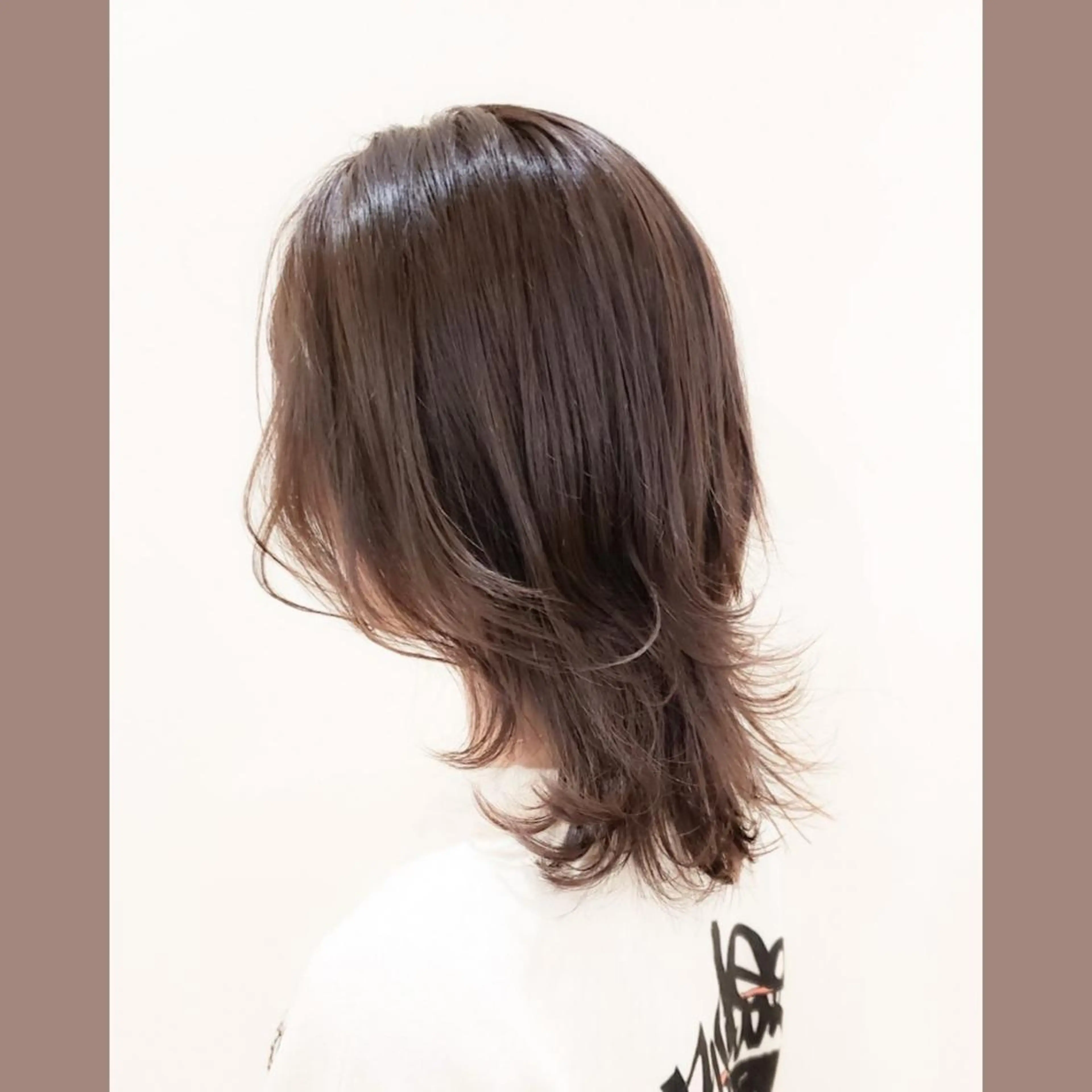 ミディアム 𓅰なかがわ ふみな𓅯のヘアスタイル