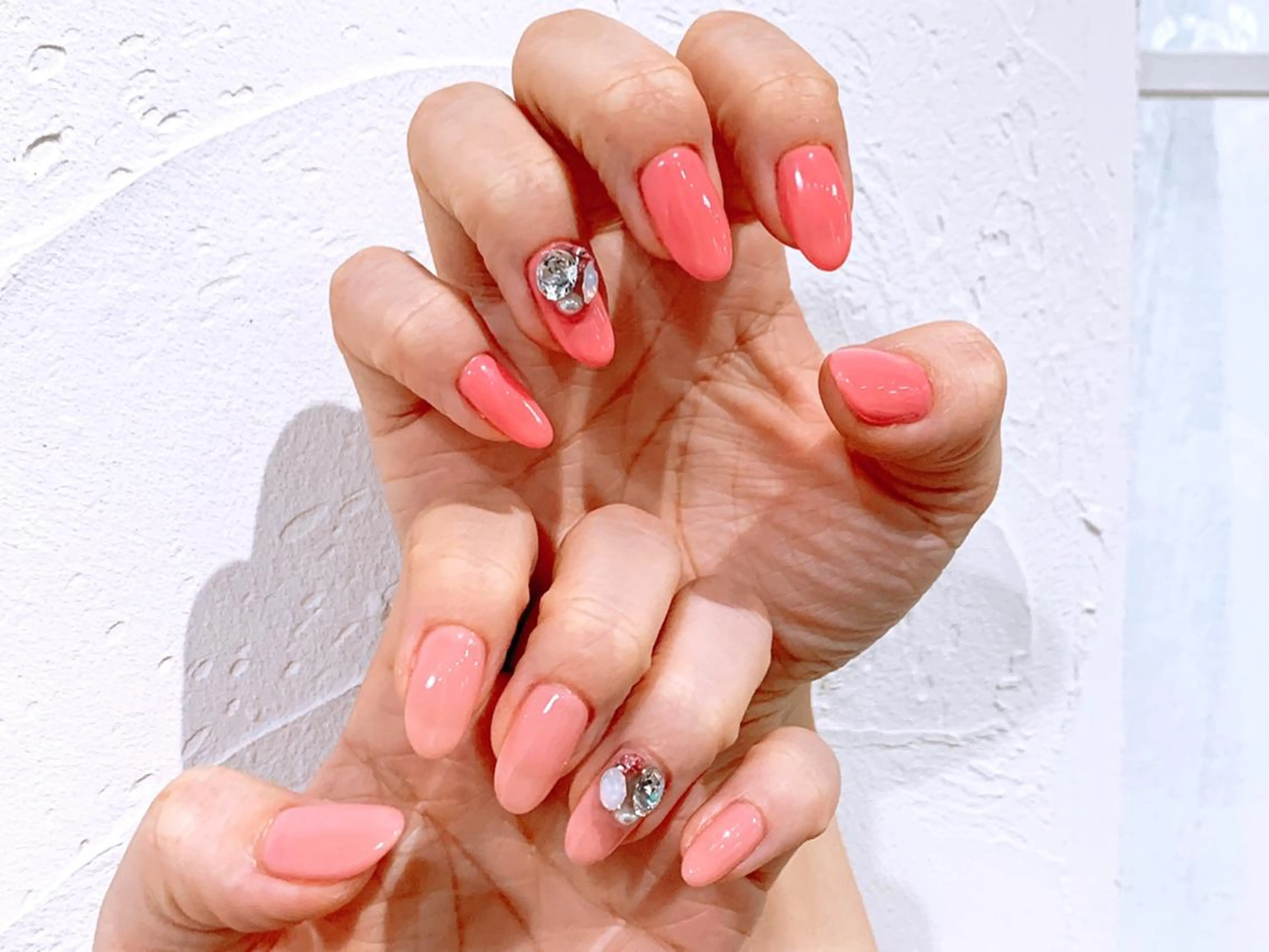 ネイル ハンドネイル THECOLORS所属・近貞 莉奈のネイルデザイン