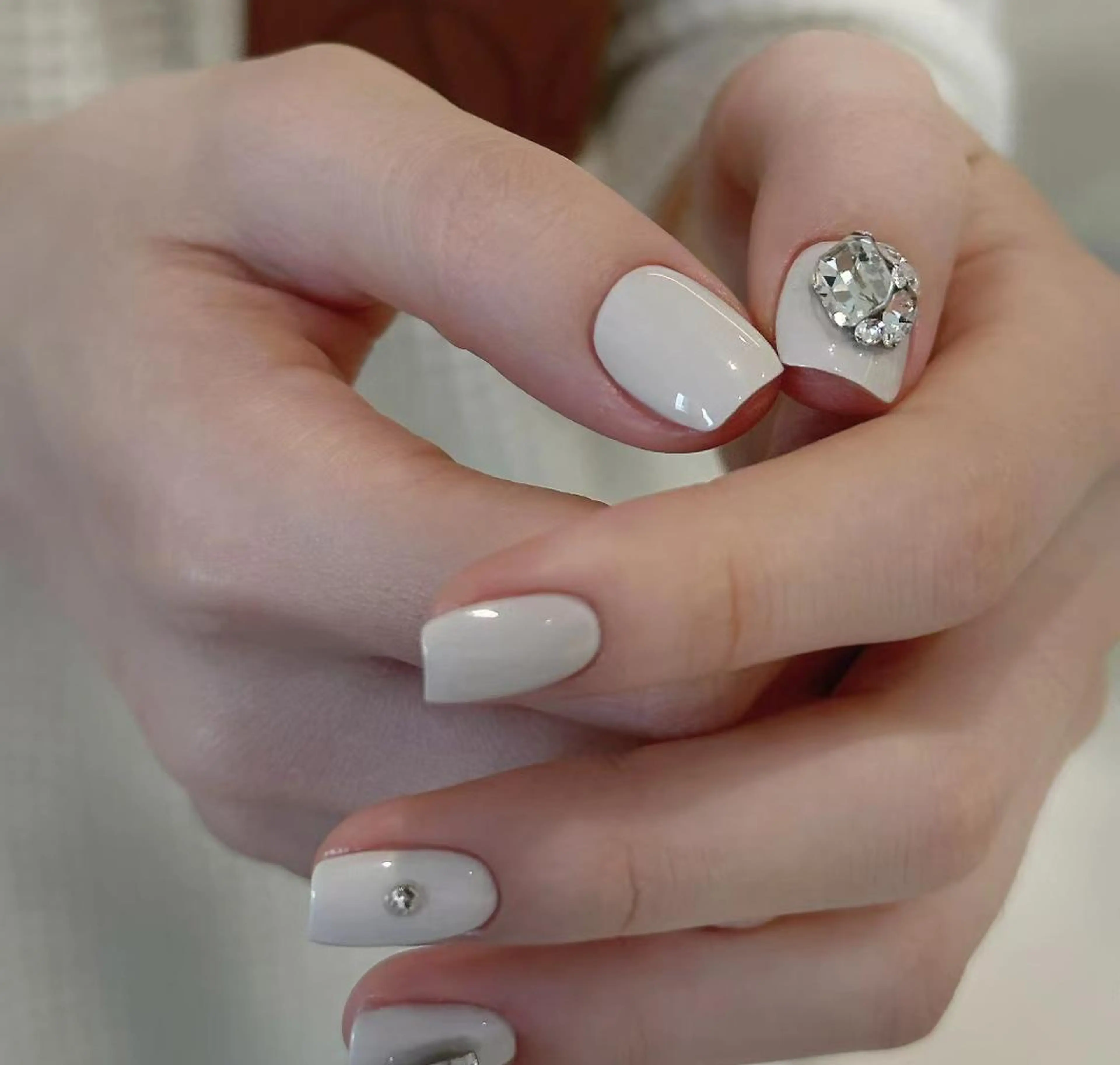 ネイル シンプルネイル Queens マオのネイルデザイン