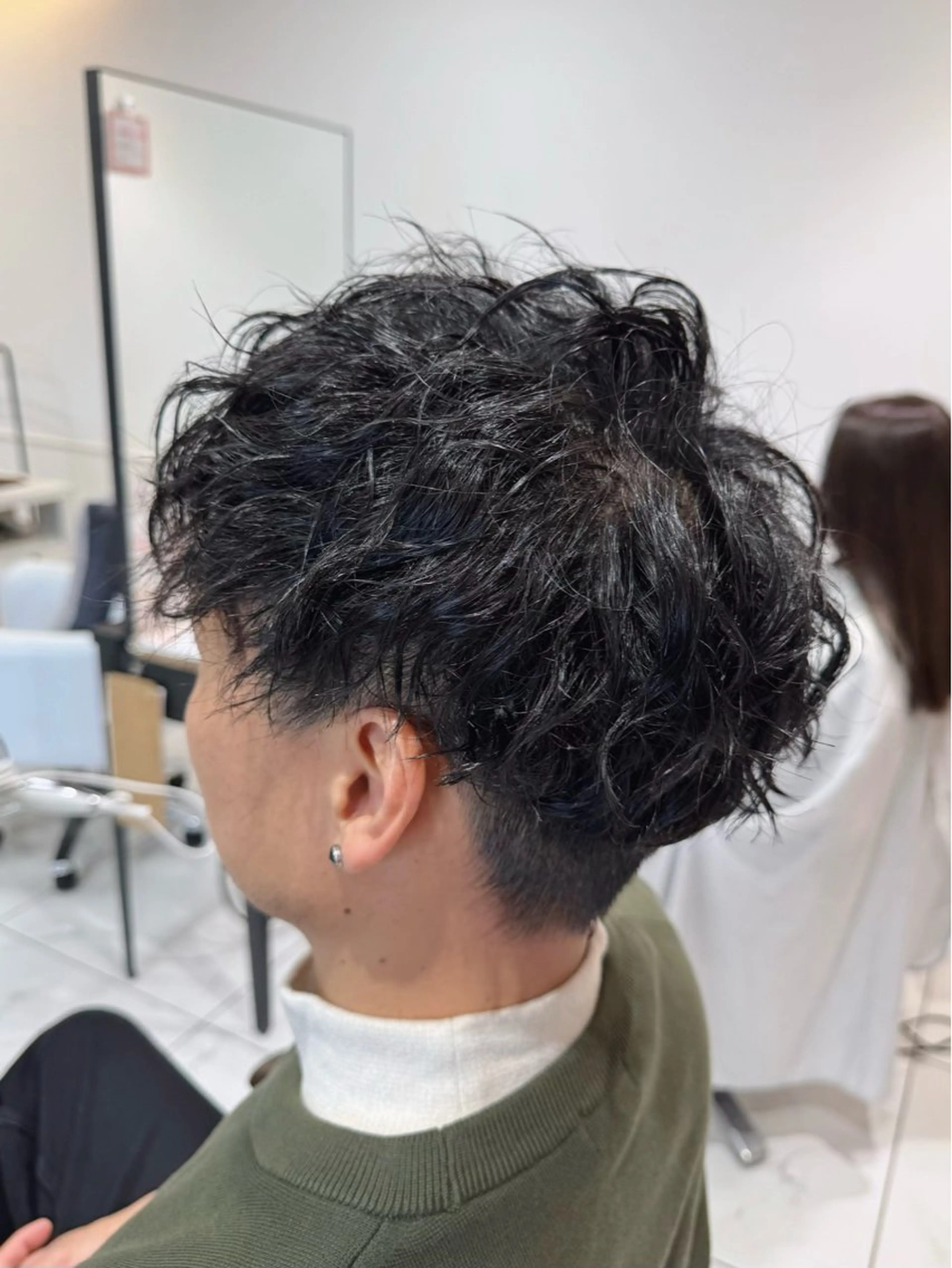 パーマ メンズ 八木 菜美のヘアスタイル