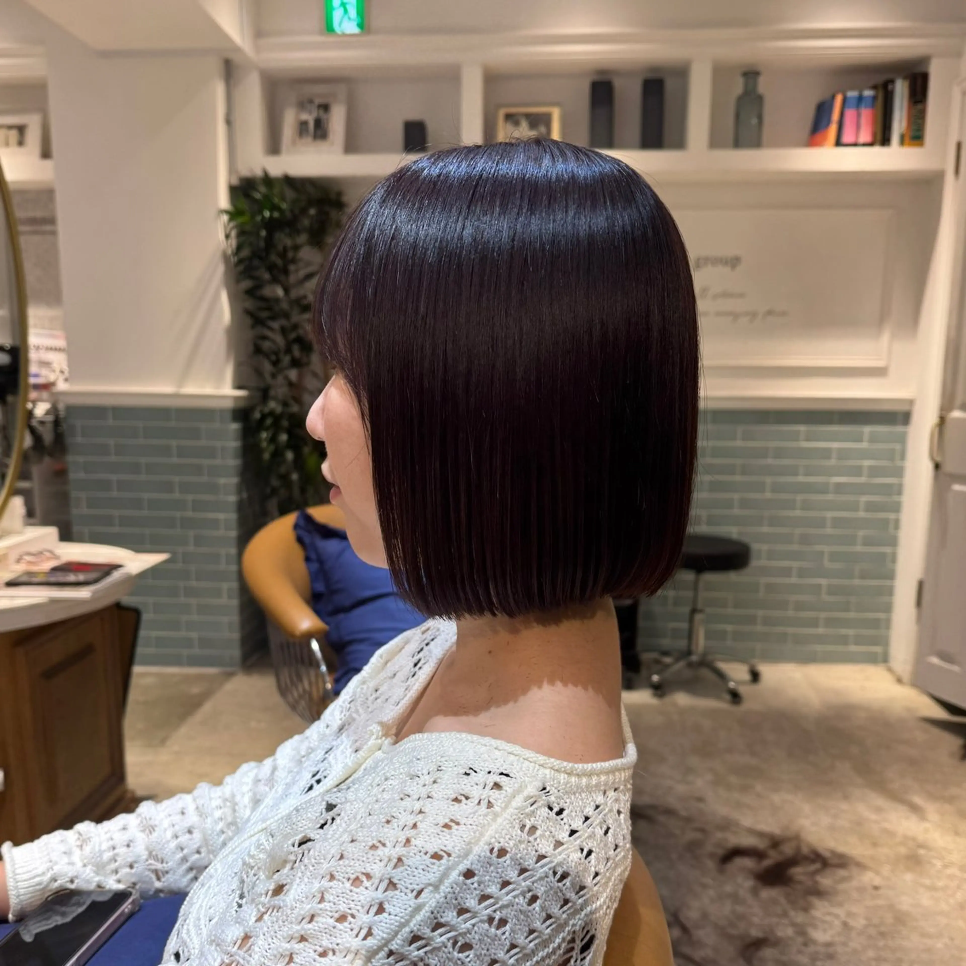 ミディアム ボブ 髪質改善 縮毛矯正 カット ヘアカラー トリートメント ヘアセット 髪質改善/ボブ /韓国/erikoのヘアスタイル