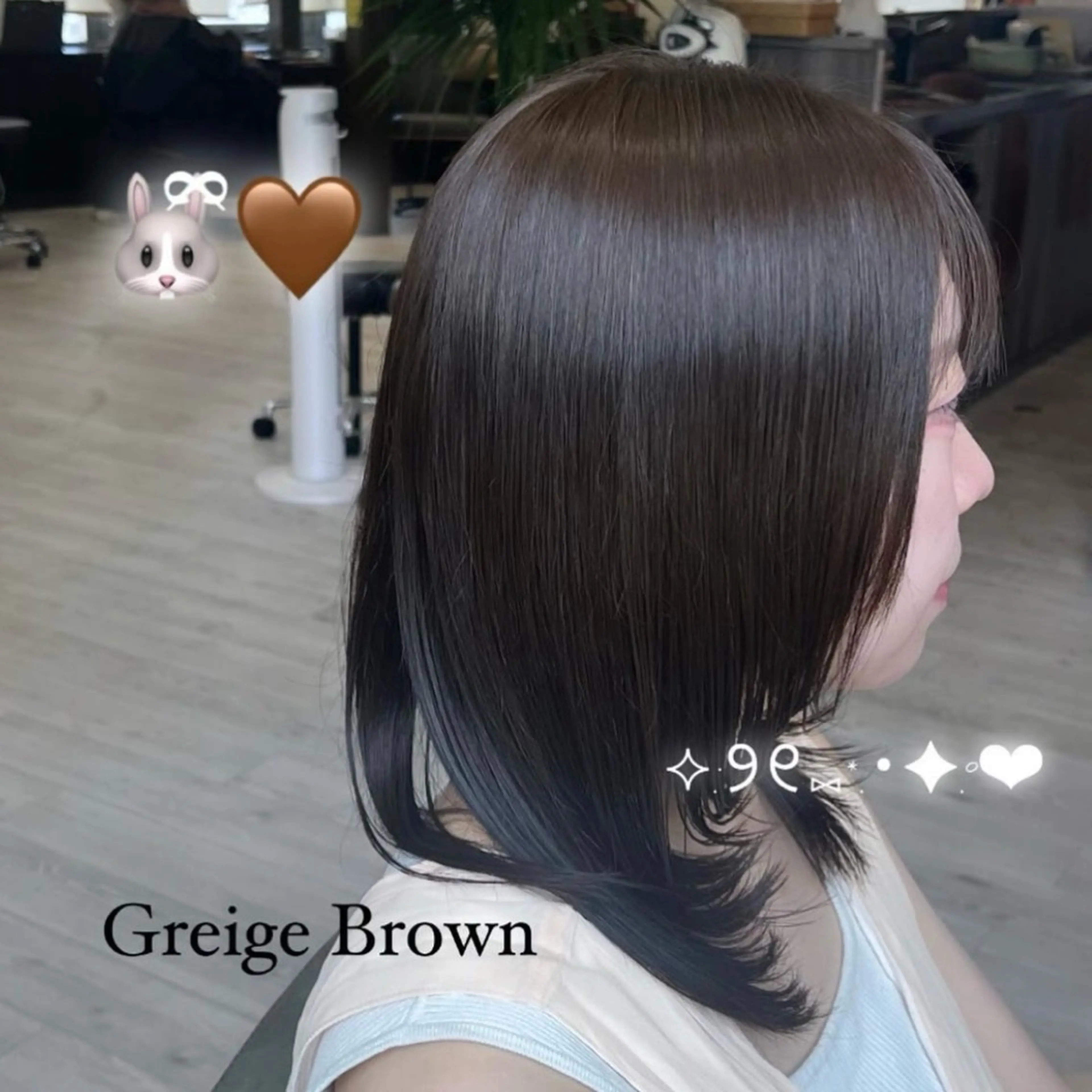 ミディアム 西 沙菜/トレンド カラー/透明感カラーのヘアスタイル