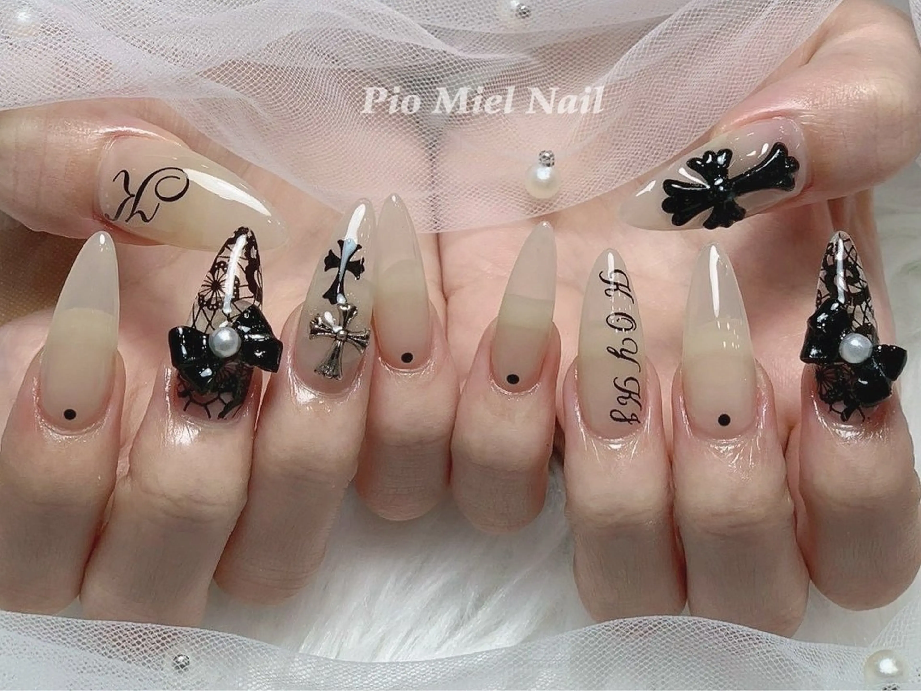 ネイル ハンドネイル HANA 長さだしのネイルデザイン