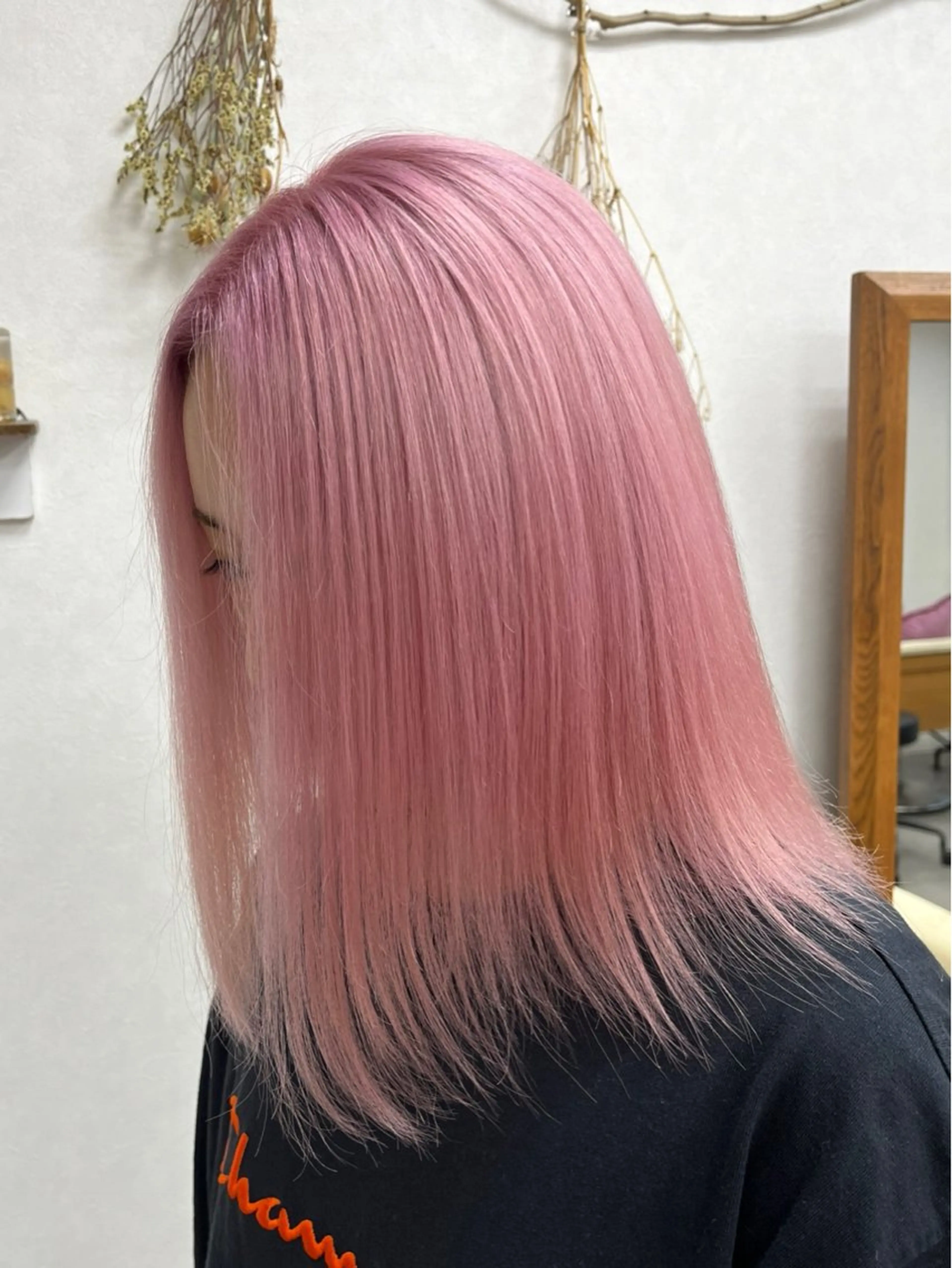 セミロング ヘアカラー トリートメント Ring  by Moremuu所属・issy/ハイライト ハイトーン／レイヤーのヘアスタイル