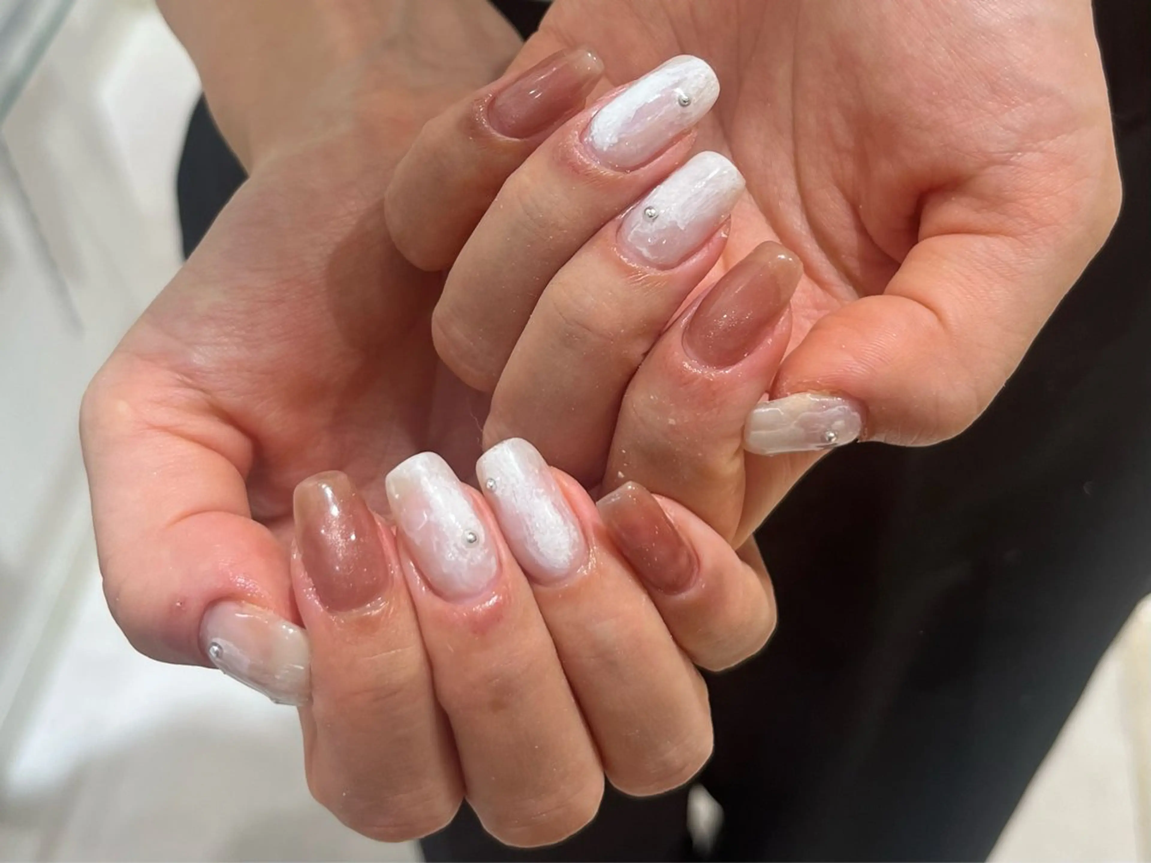 ネイル マグネットネイル ニュアンスネイル ハンドネイル kanatsu yorikoのネイルデザイン