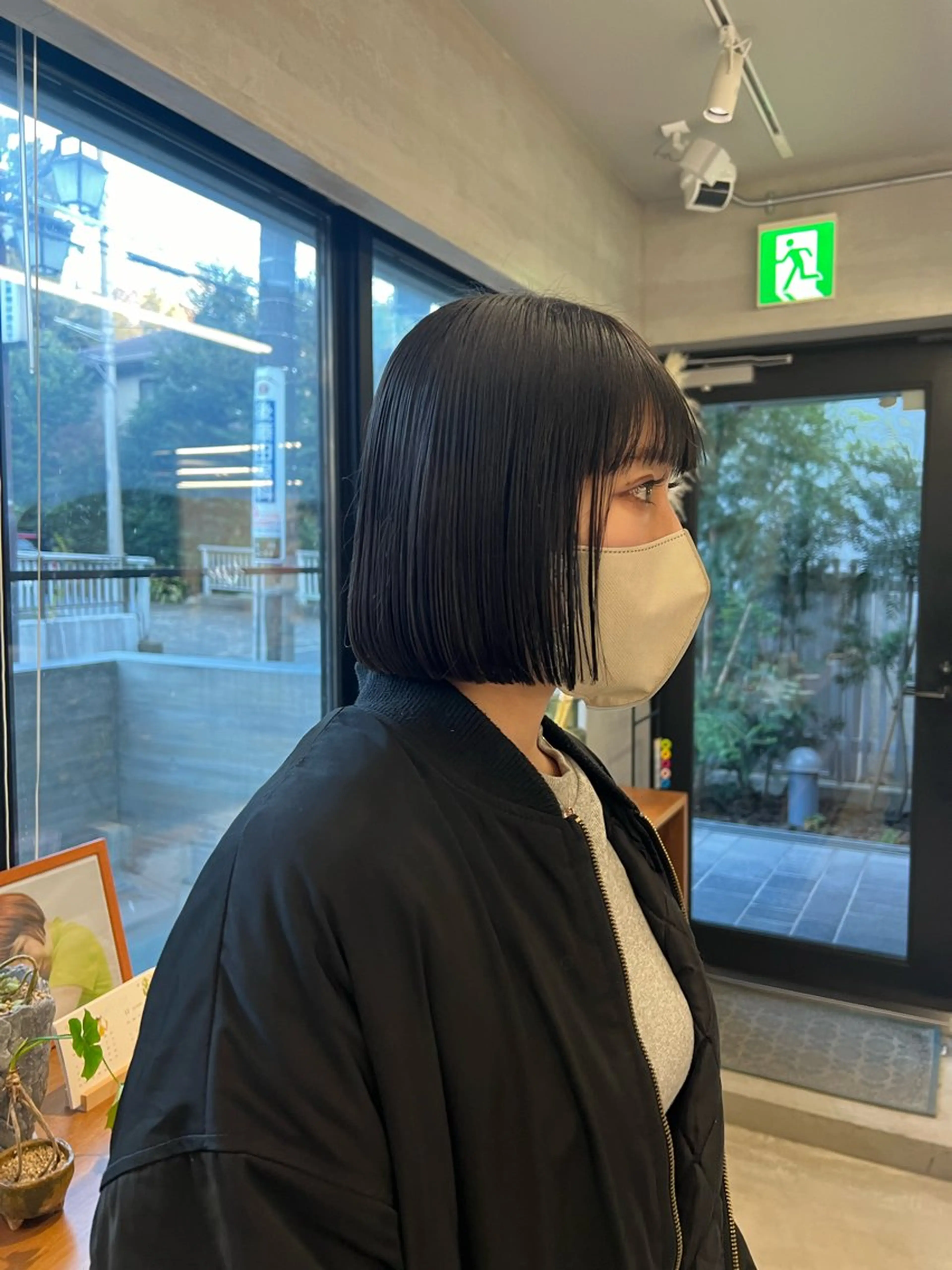 ショート ボブ ケアブリーチ/ ハイトーン/牧野のヘアスタイル