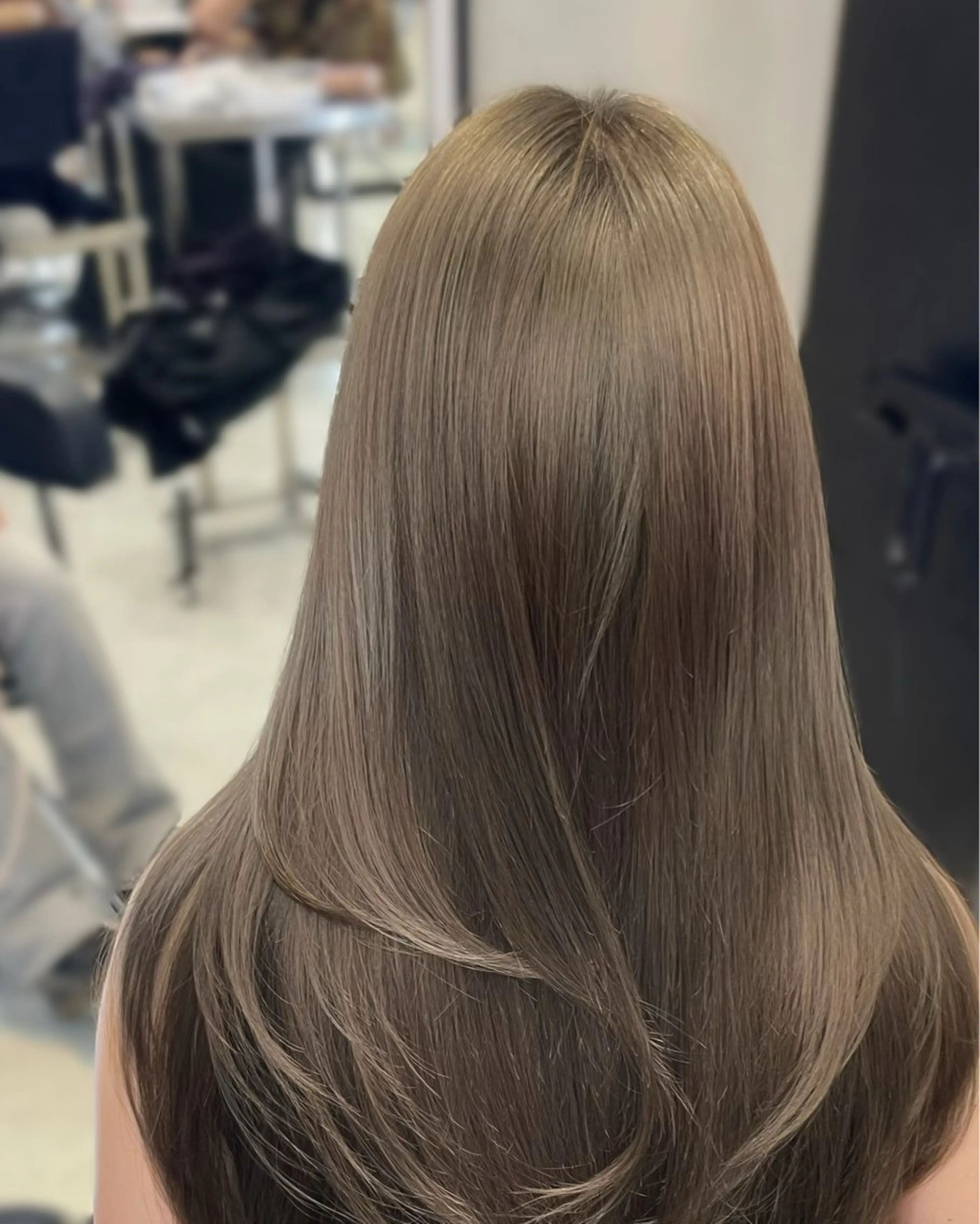 ロング カラー 艶カラー♡クール トレンドヘア♡アユミのヘアスタイル