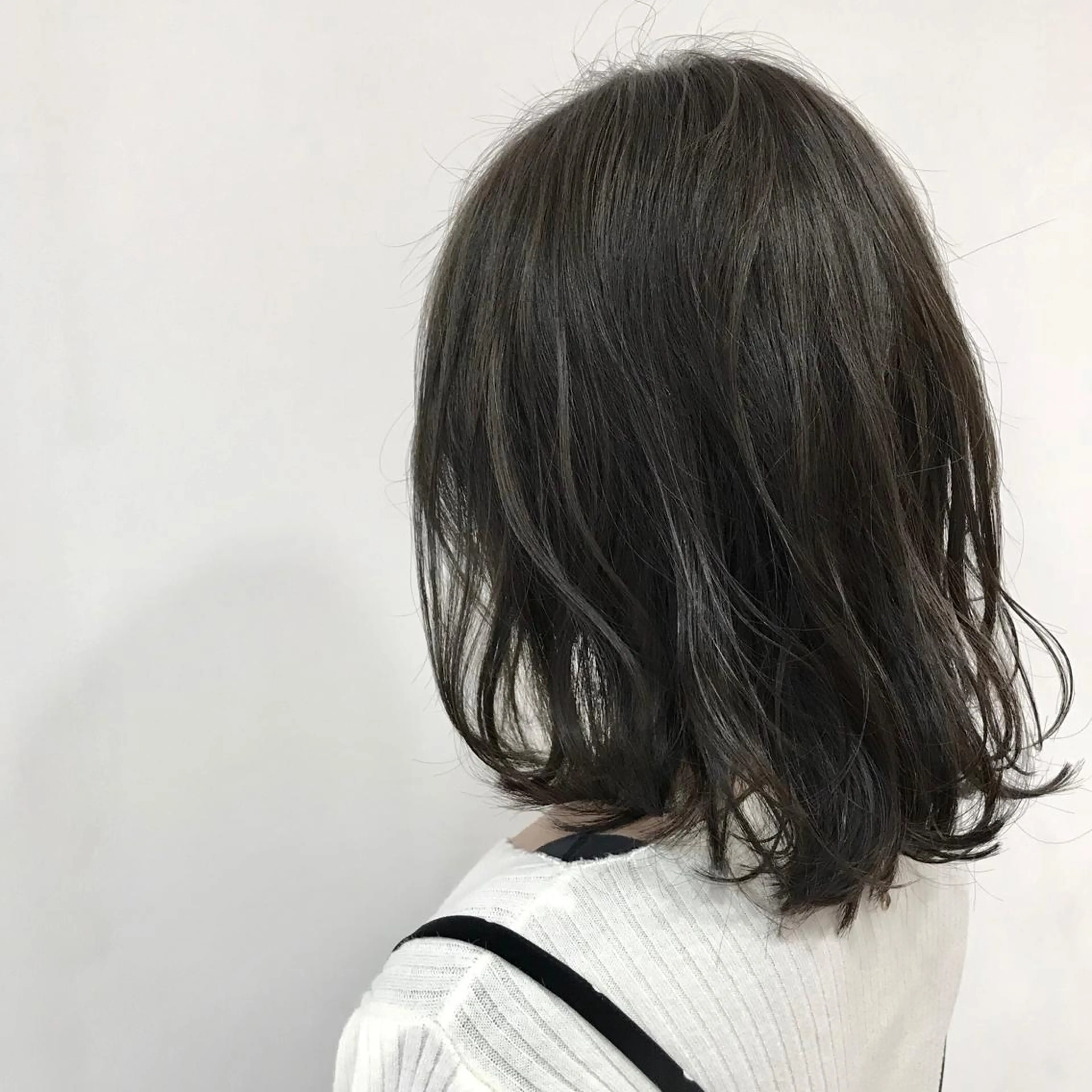 ミディアム 髪質改善×縮毛矯正サロンWealth所属・髪質改善特化サロン Wealth　Naoのヘアスタイル