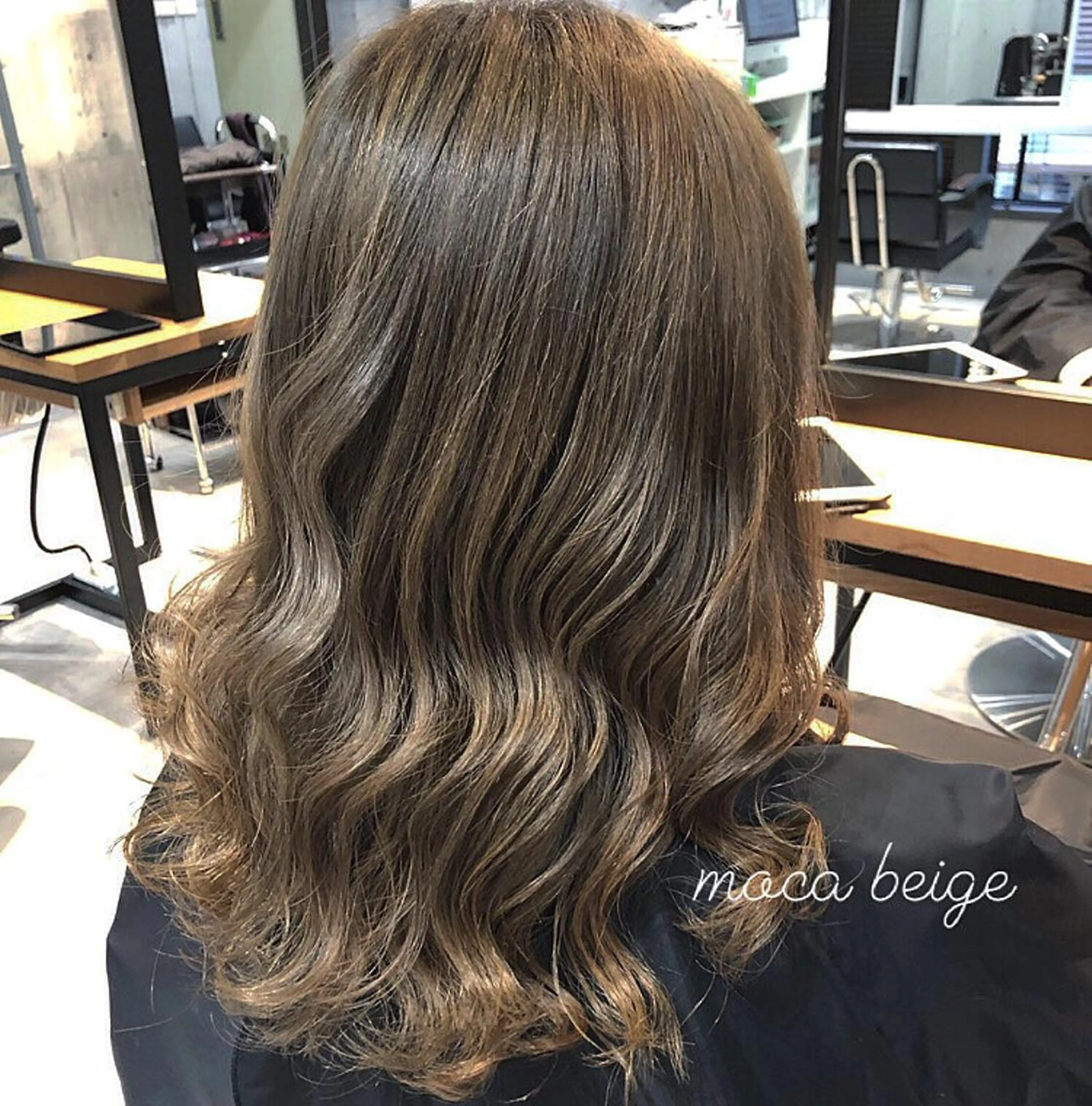 カラー オオカワユウキ 🎀newi池袋のヘアスタイル