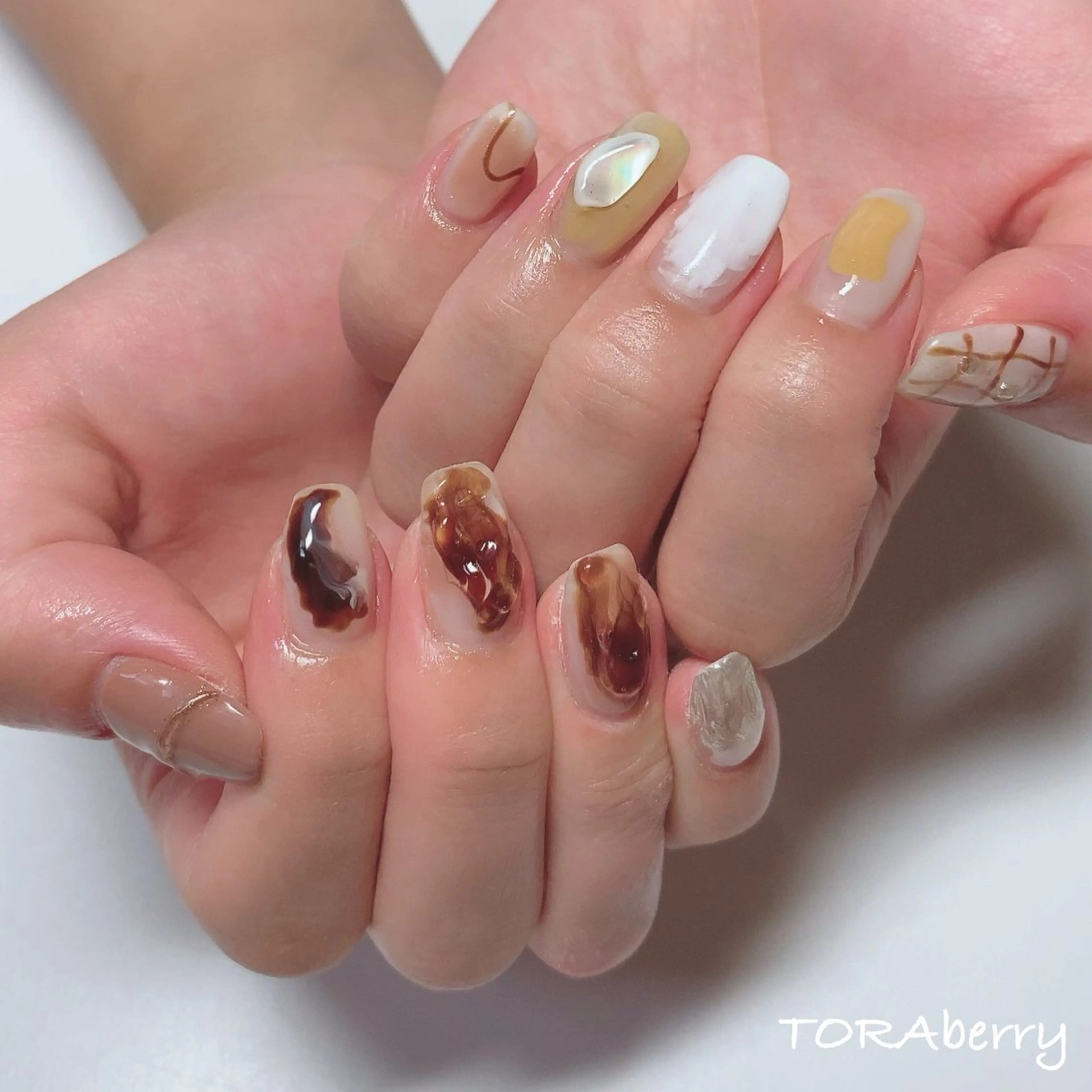 ネイル ハンドネイル ネイリスト なつみのネイルデザイン