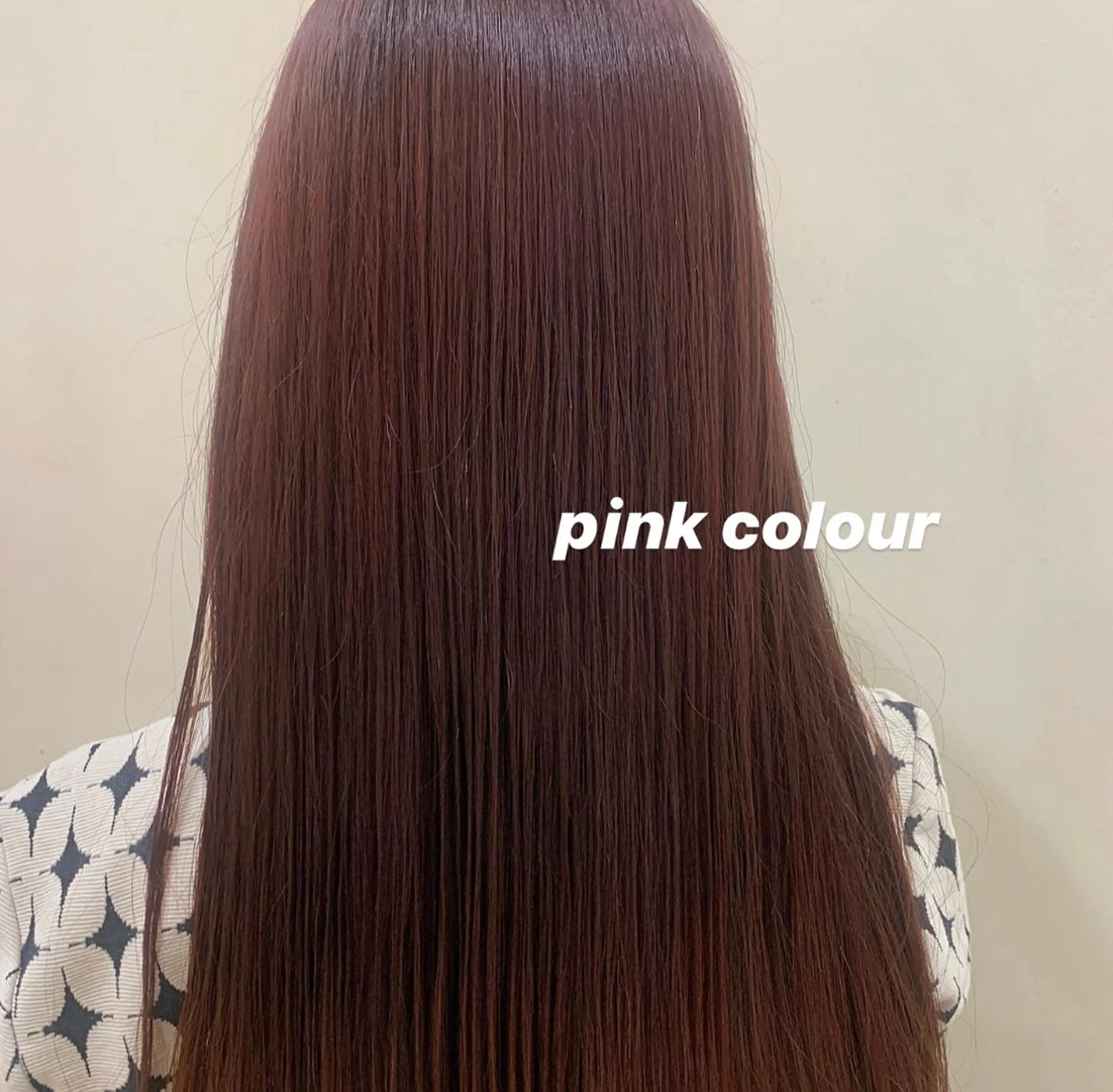 ロング カラー ブリーチ ボルドーカラー ブリーチなしカラー ピンクカラー 顔周りレイヤー 🎀マリノのヘアスタイル