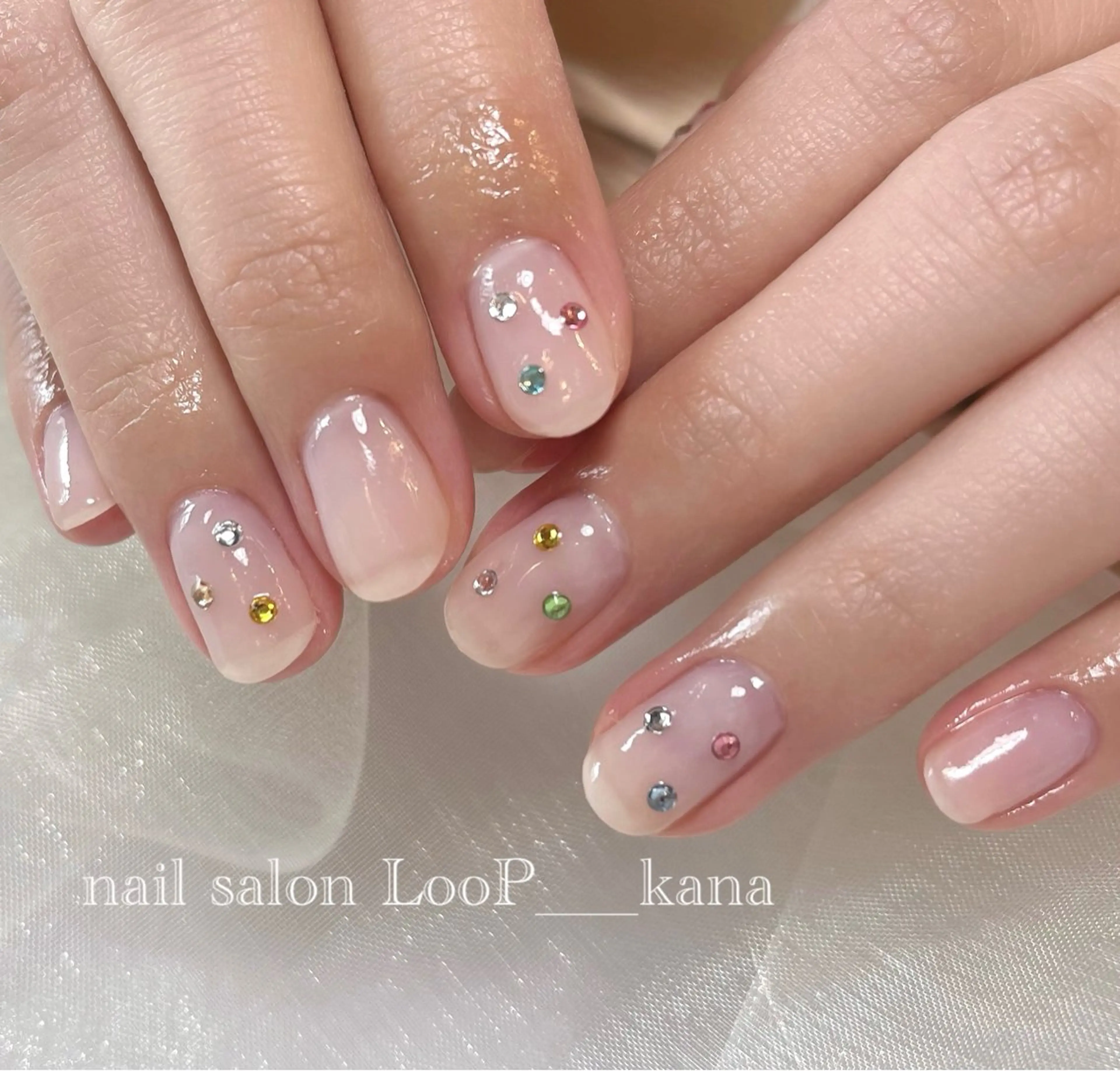 ネイル ストーンネイル ハンドネイル ネイルモデル募集中 LooP-kanaのネイルデザイン