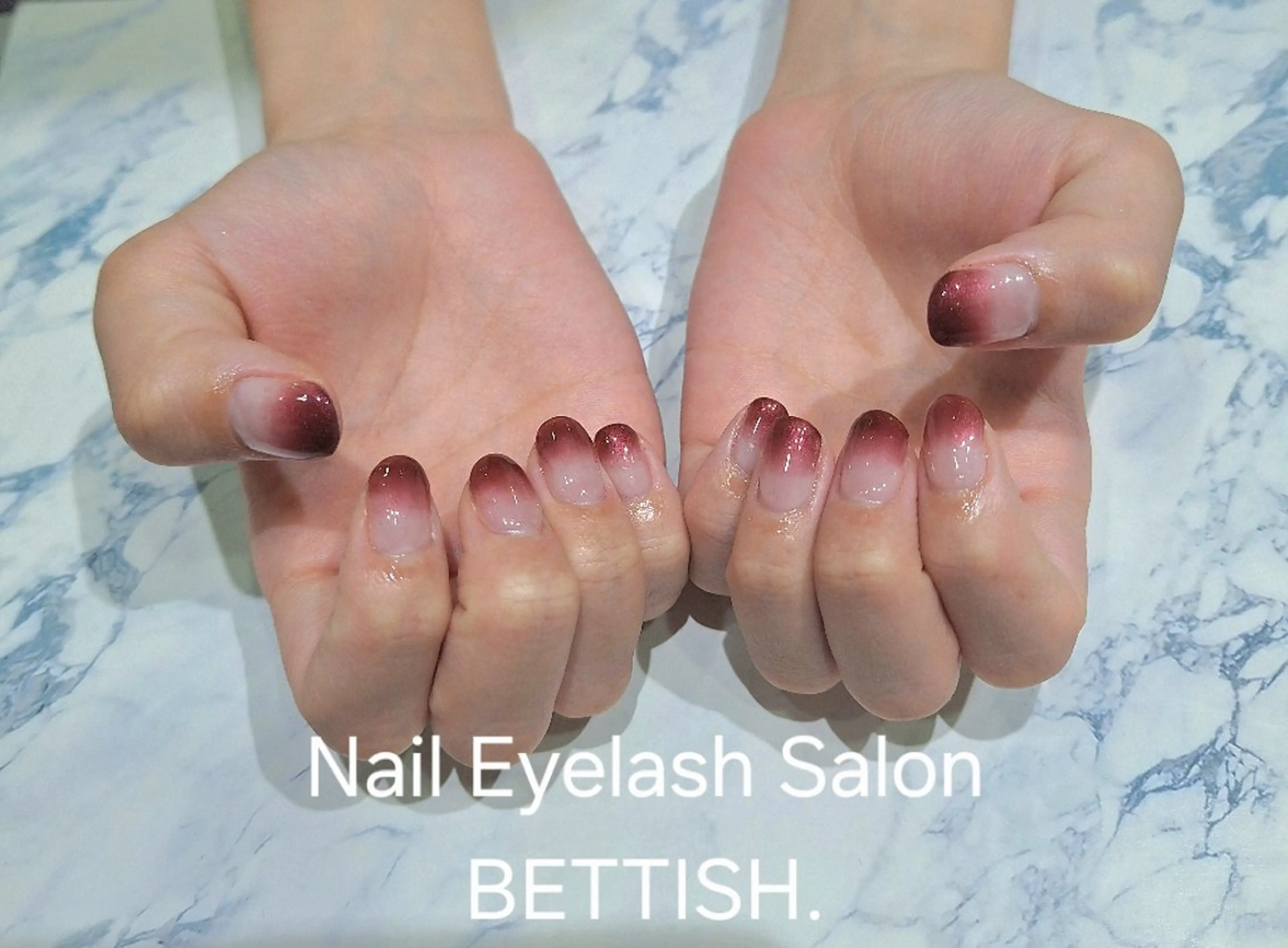 ネイル ボルドー グラデーション BETTISH　 　AIRIのネイルデザイン