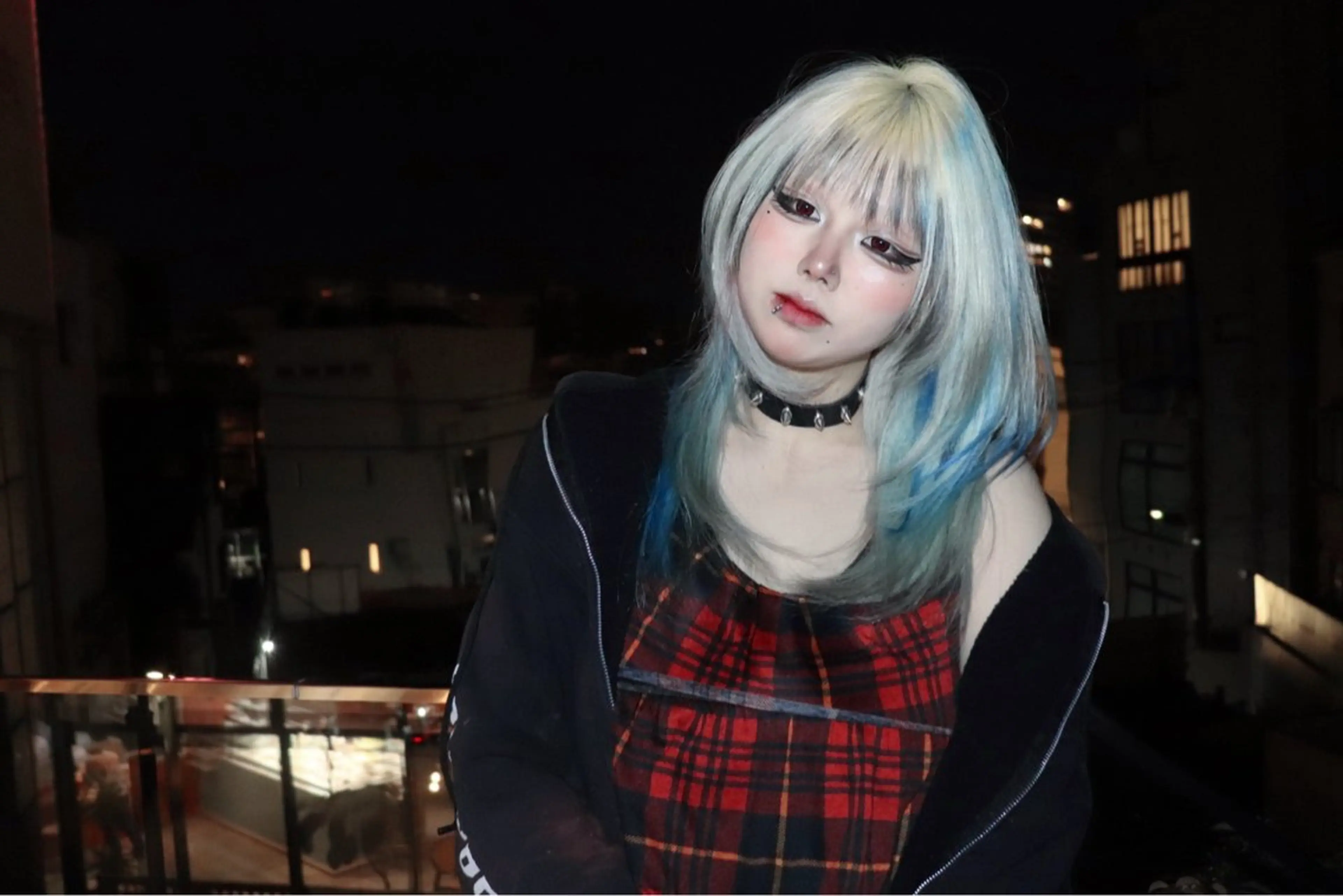 セミロング カラー ヘアアレンジ ヘアカラー @kyoniyy KYONIのヘアスタイル