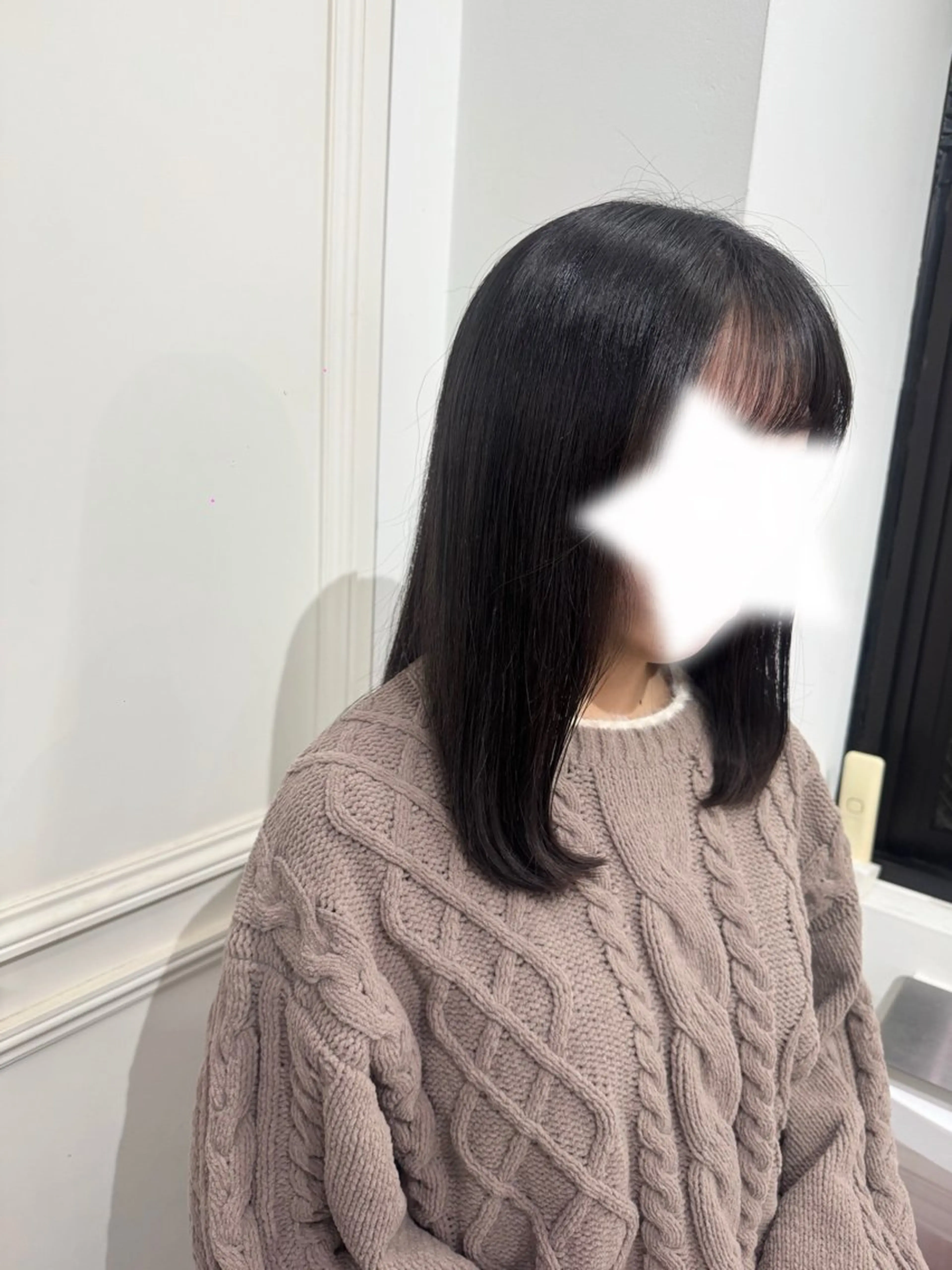 レディース👩🏻ミディアムカットの写真