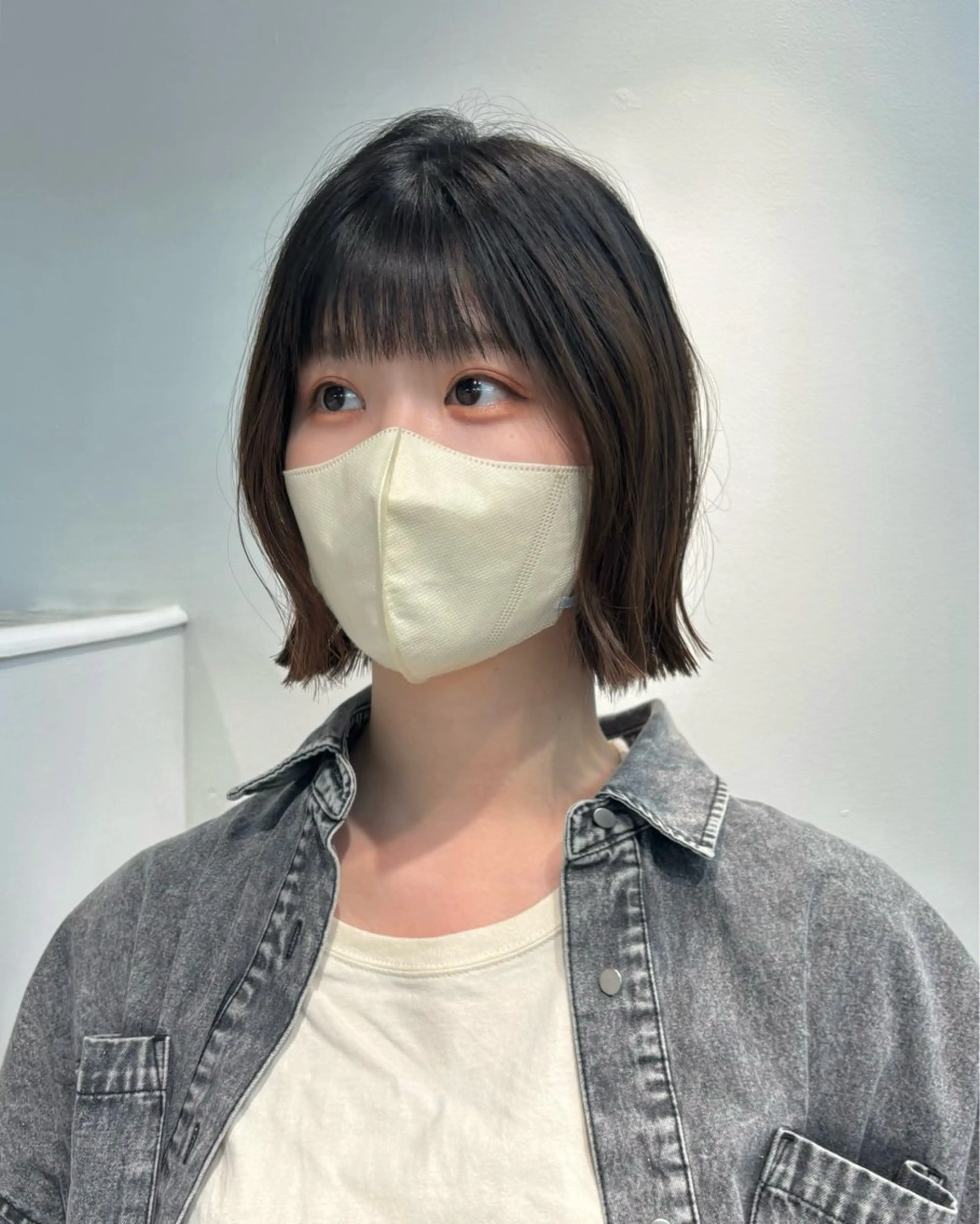 ミディアム aiko【艶カラー ・ミニモ年内で終了】のヘアスタイル