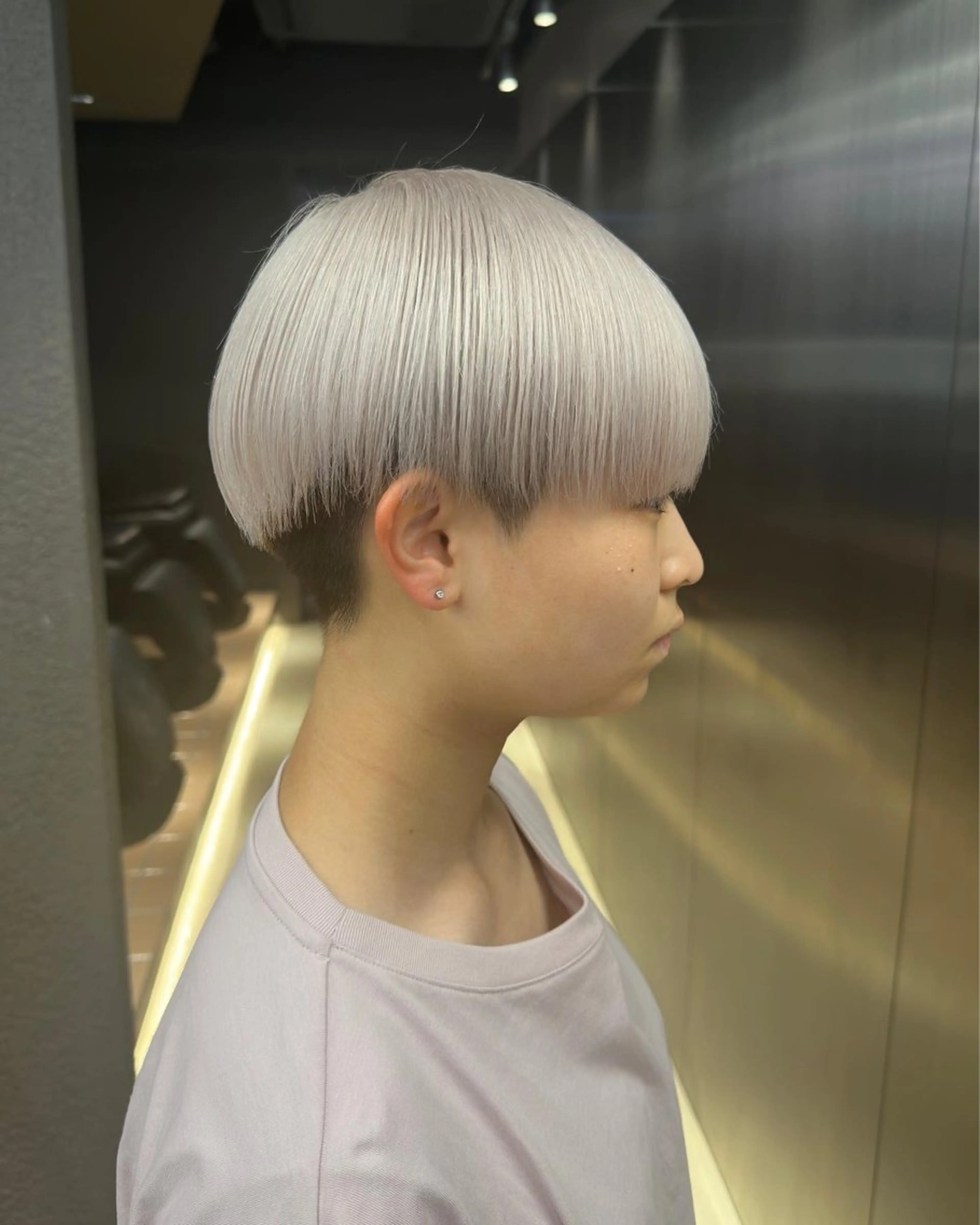 ショート カラー ヘアカラー トリートメント 鈴木/ミルクティー/ ブリーチ/ボブ/のヘアスタイル