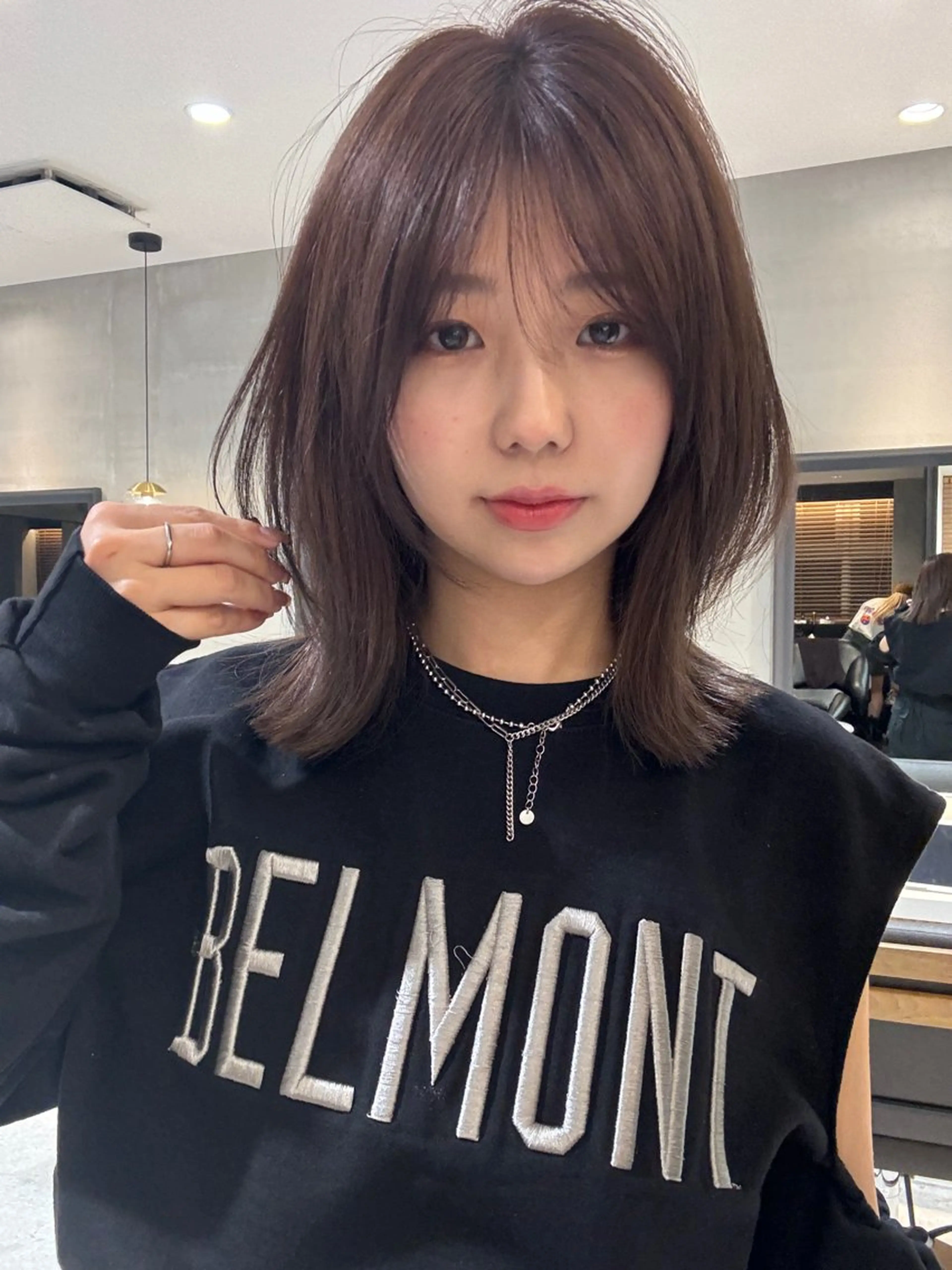 ミディアム ミディアムレイヤー レイヤーカット カット ヘアカラー トリートメント _WHITE所属・石川直樹 似合わせカット✨のヘアスタイル