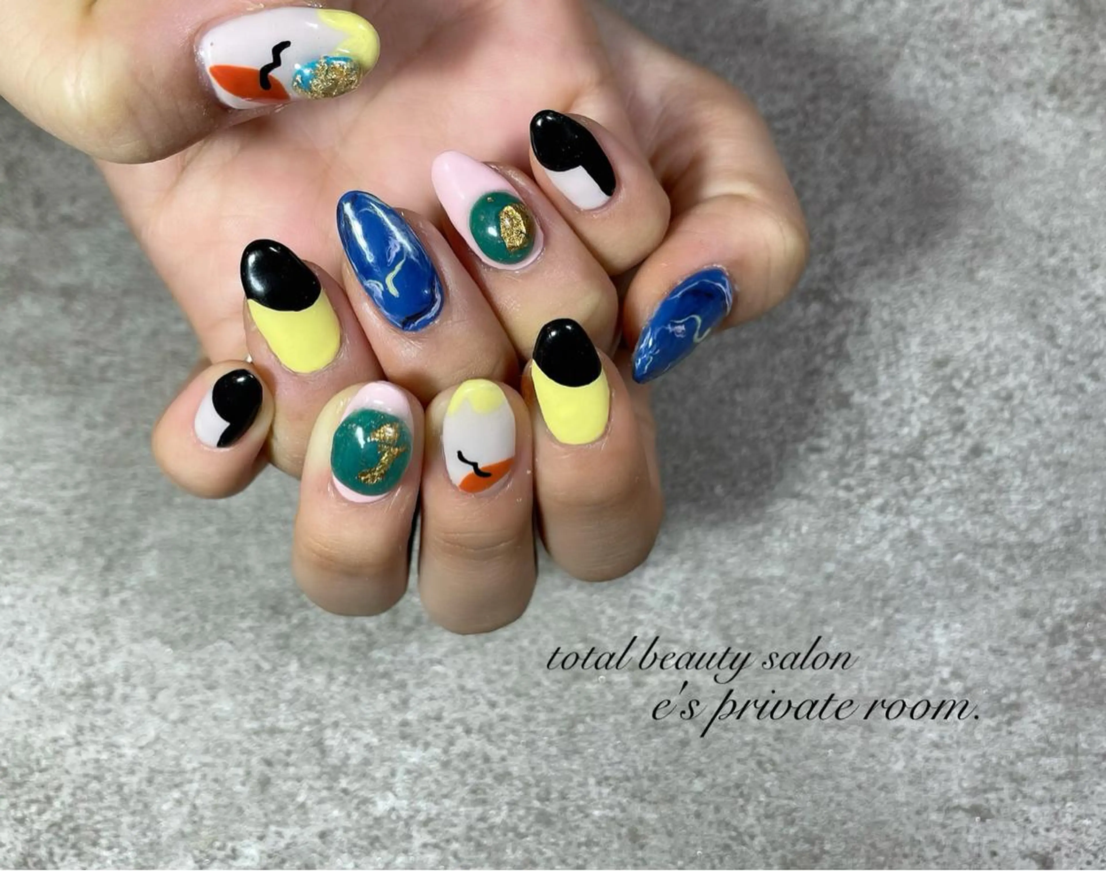 ネイル LAVISH nail salonのネイルデザイン