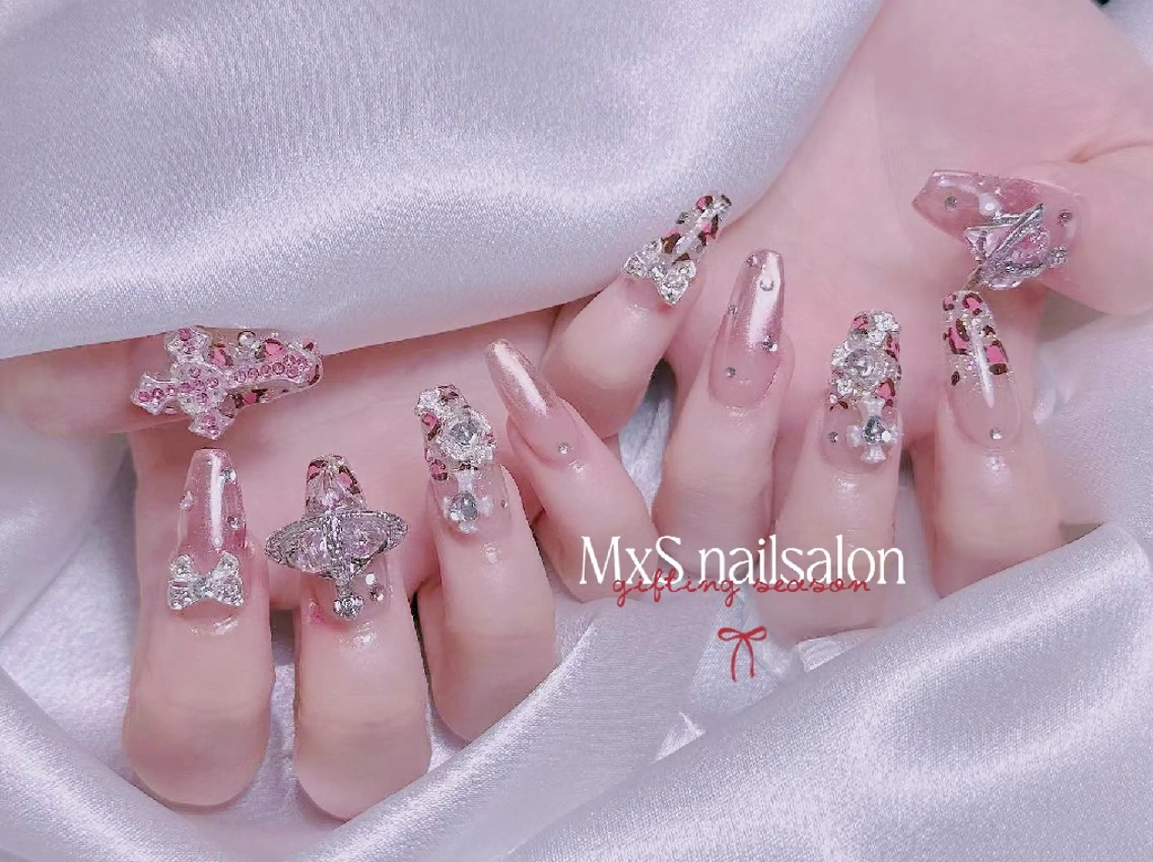 ネイル ジェルネイル 韓国ネイル マグネットネイル パラジェル 春ネイル ハンドネイル MxS Nail 【長さだし/フィルイン/マグネット/ワンホンネイル/韓国ネイル/パラジェル】所属・M×S Nail みなのネイルデザイン