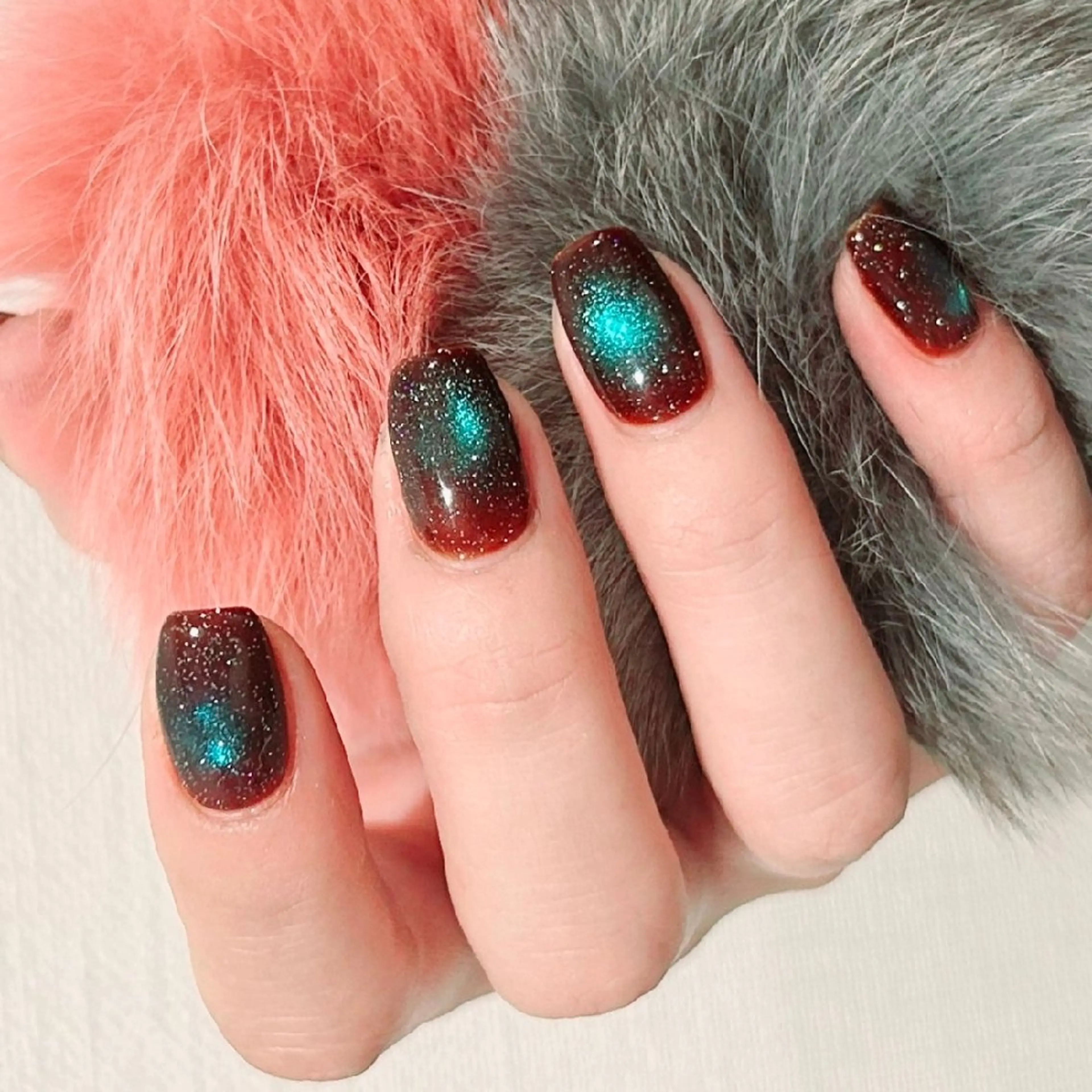 ジュニアネイリストのワンカラー(ラメ、マグネット可)の写真