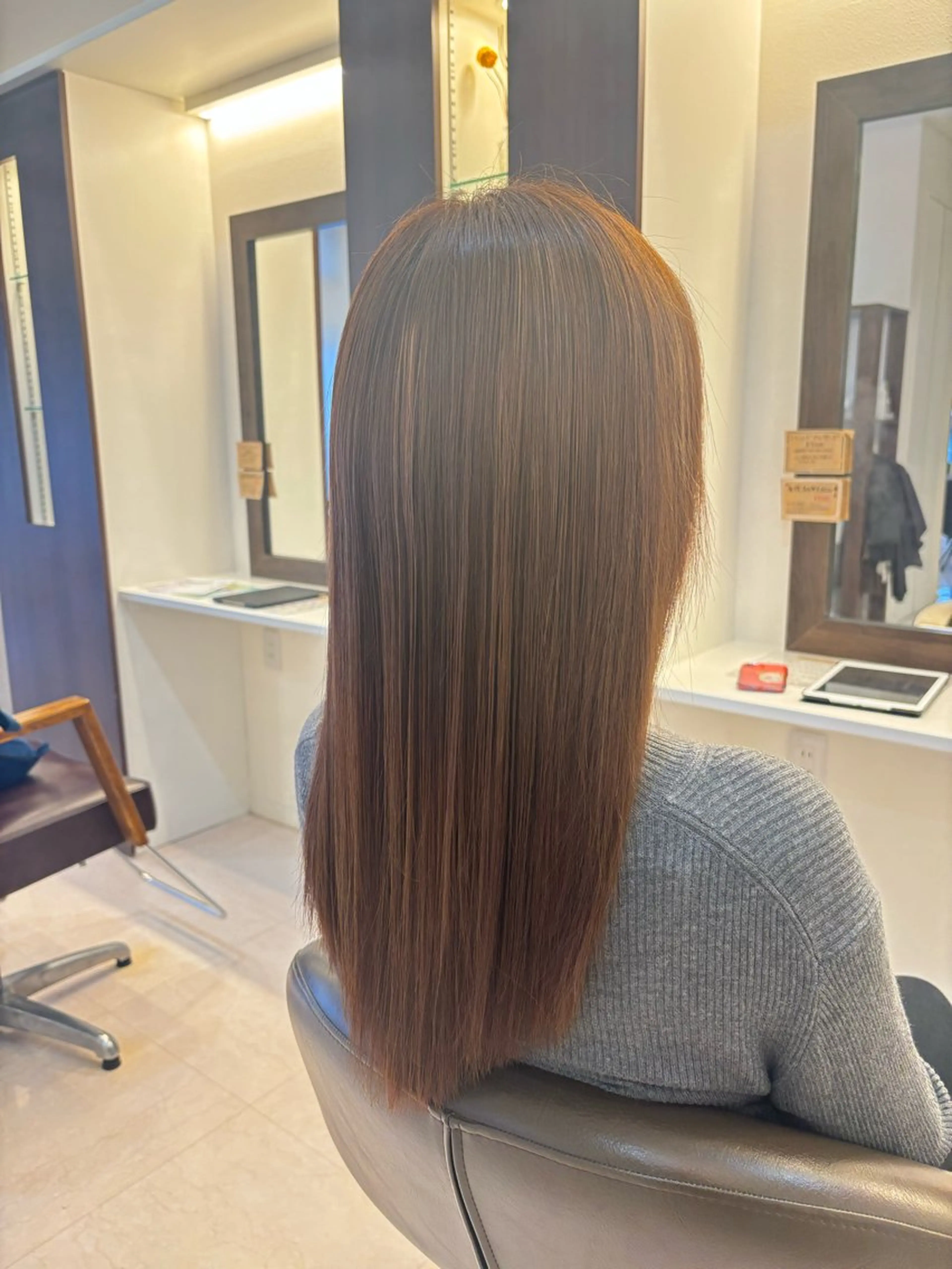 カラー ヘアカラー 山本 詩織のヘアスタイル