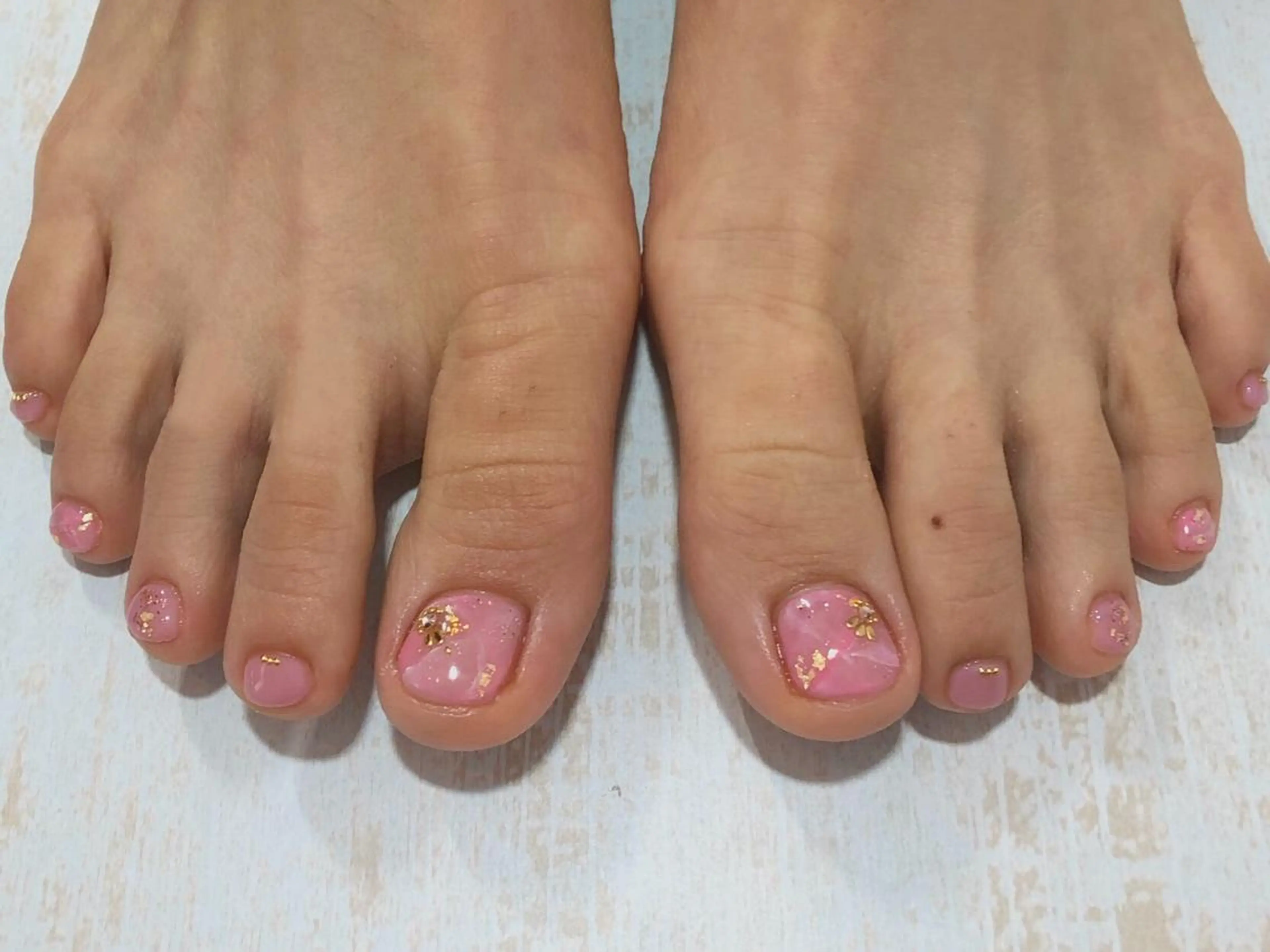 ネイル フットネイル 𖡼 yumenoのネイルデザイン