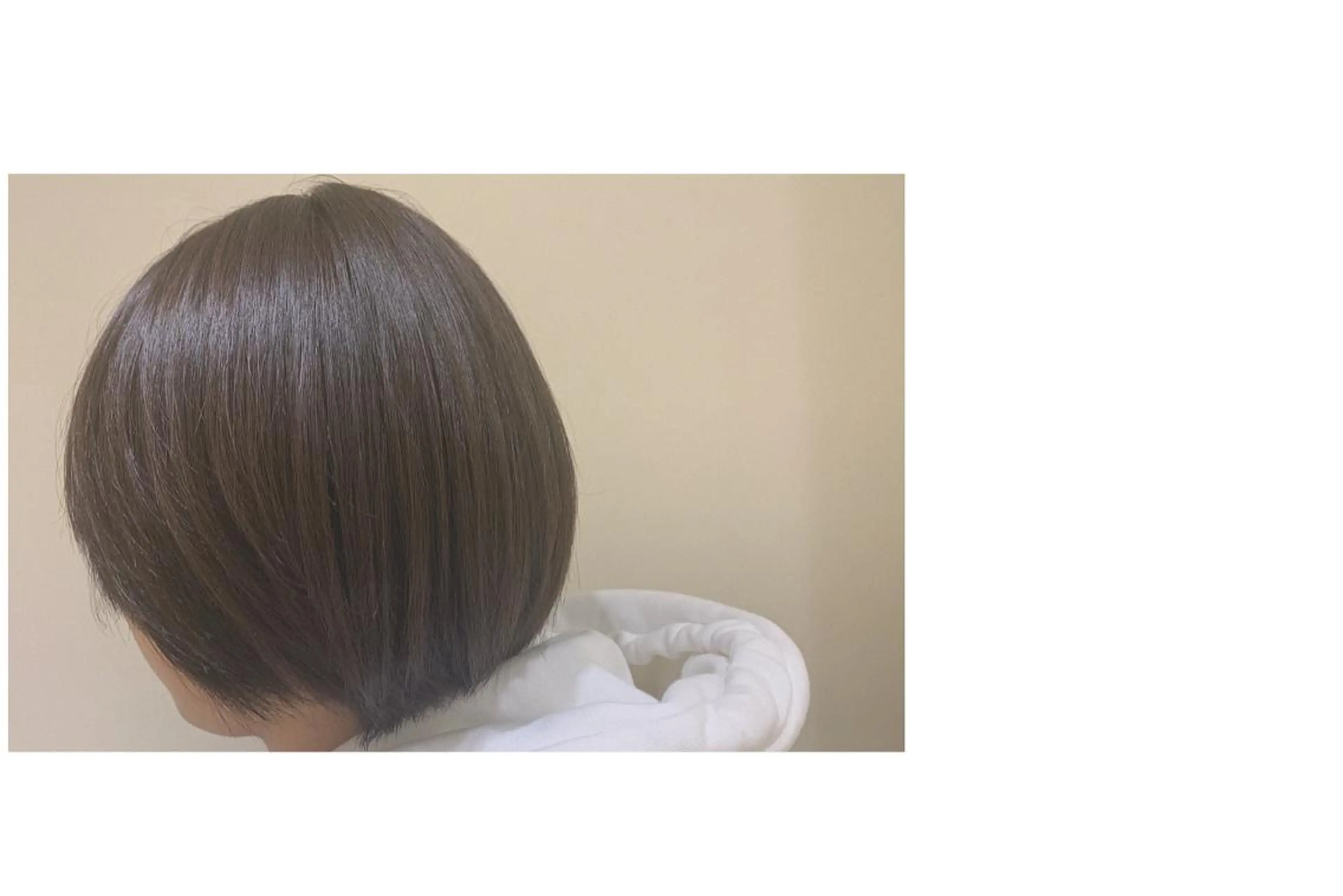 ショート カラー ベージュカラー ミルクティーベージュ Sol所属・Sol. Sakihoのヘアスタイル