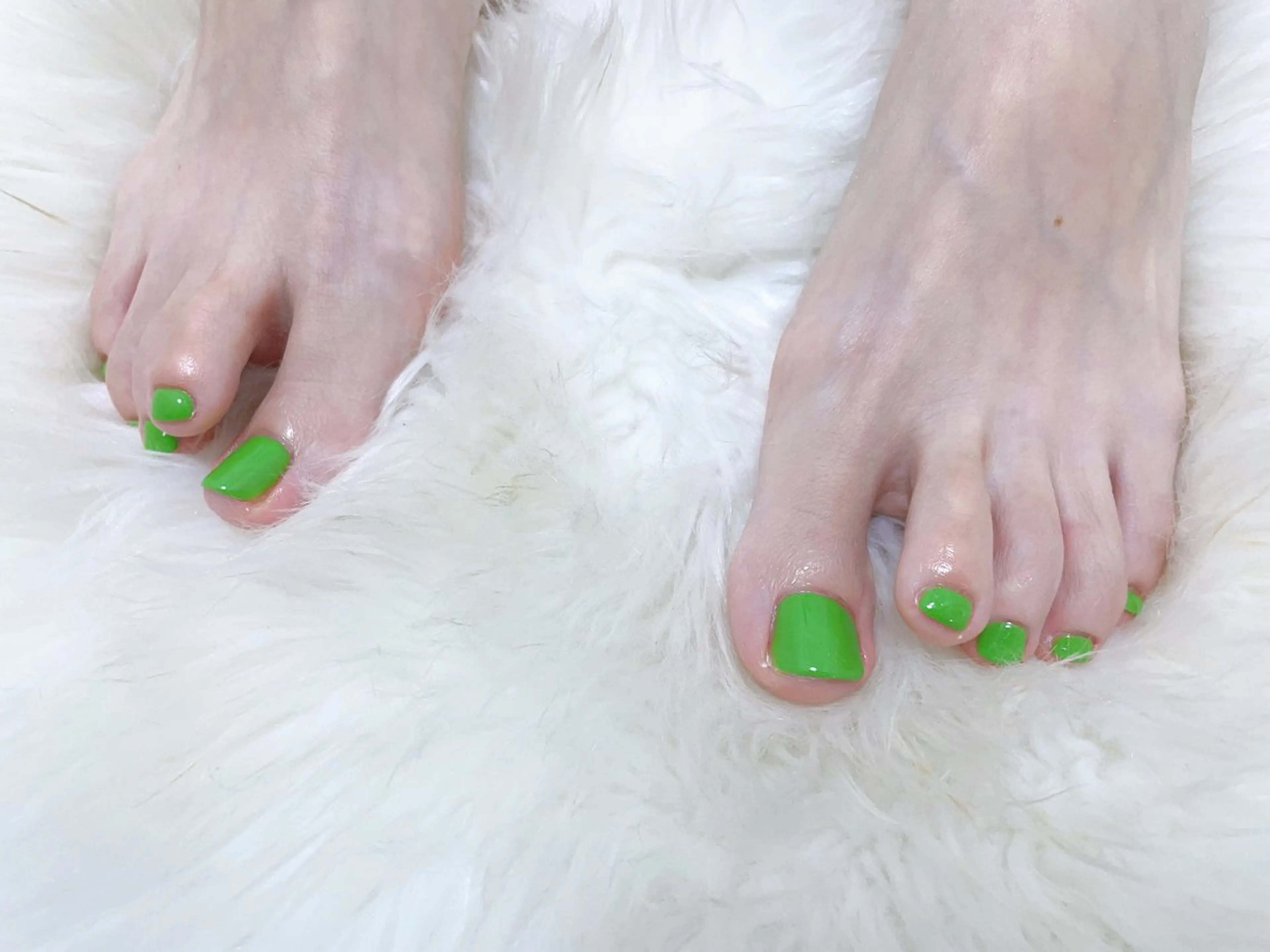 ネイル オーロラネイル フラワーネイル フットネイル フレンチネイル ジェルネイル フットネイル Mogu nail 二子玉川のネイルデザイン